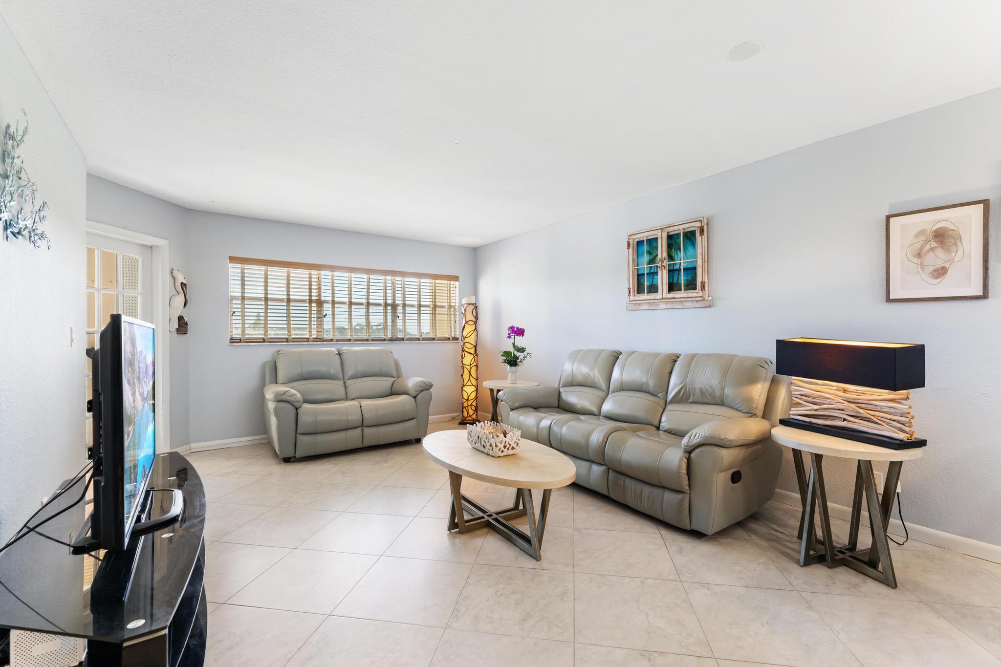 POINCIANA PLACE CONDO 1,2,8 AND 9 - Residential