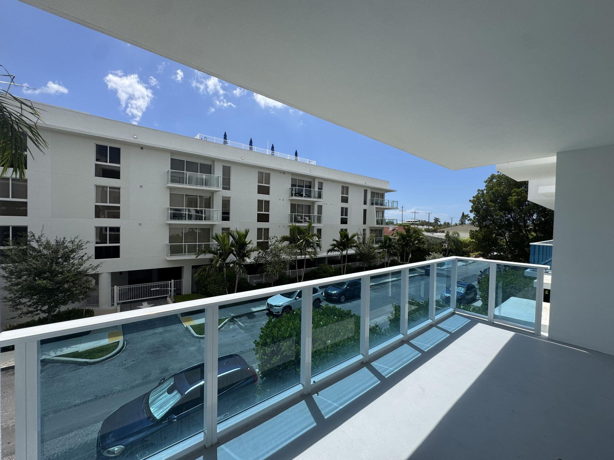 ONE LUXURY CONDO - Residential