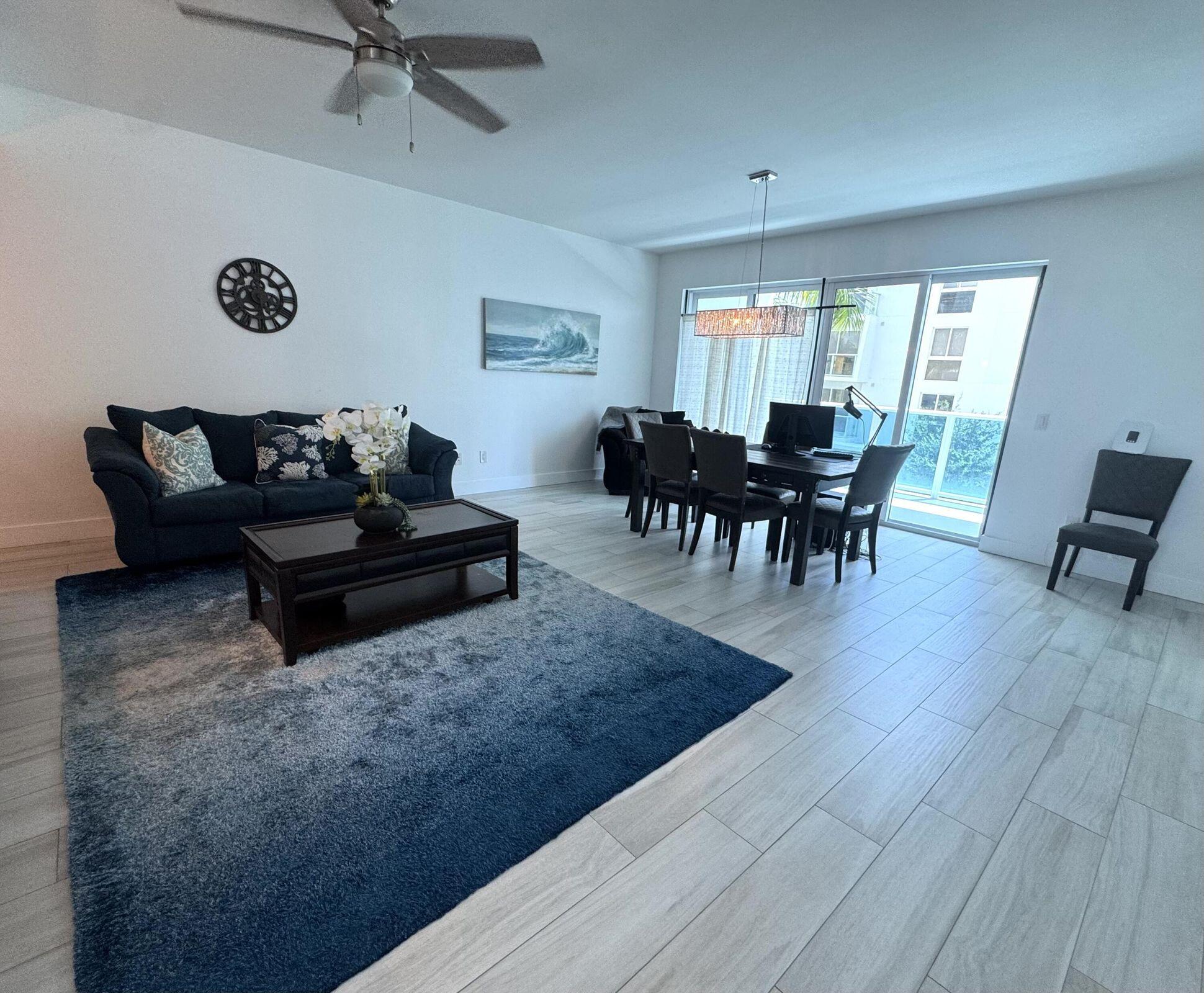 ONE LUXURY CONDO - Residential