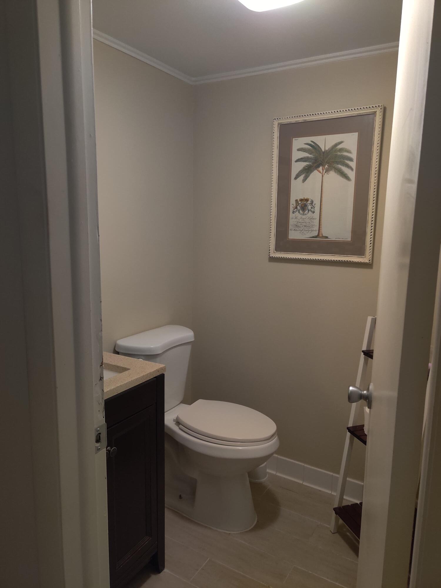 KINGS POINT BURGUNDY CONDOS - Residential Lease