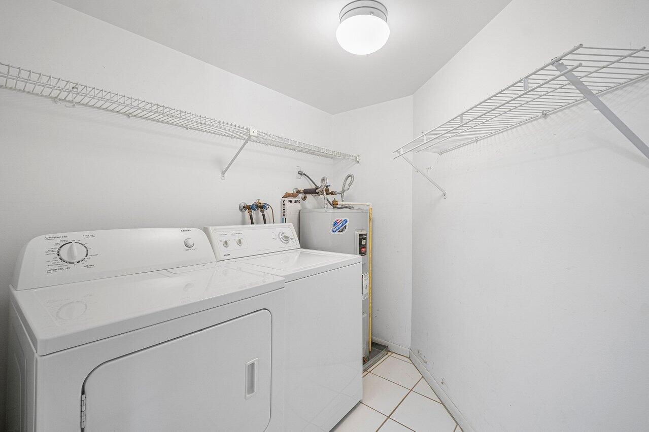 LAVERS DELRAY RACQUET CLUB CONDO - Residential