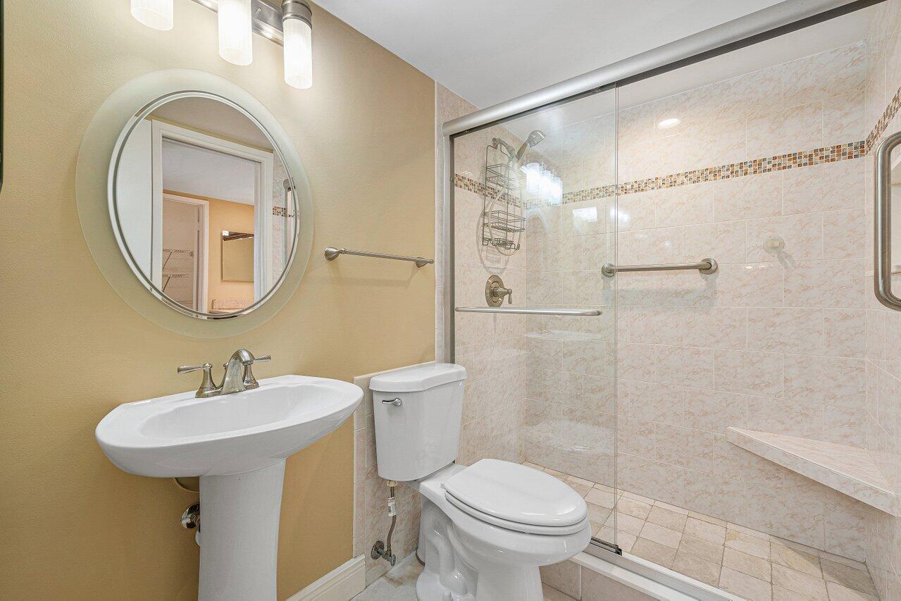 LAVERS DELRAY RACQUET CLUB CONDO - Residential