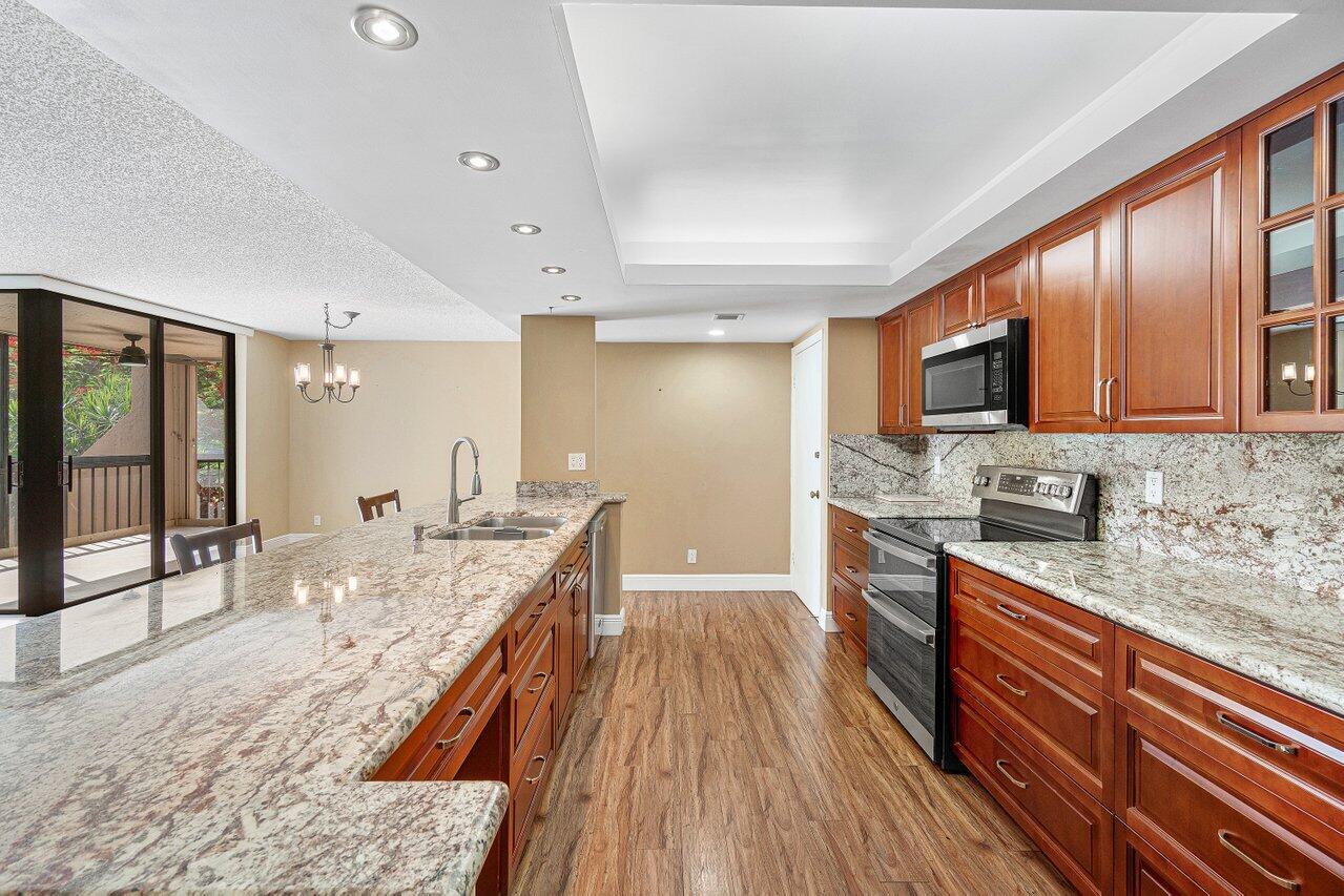 LAVERS DELRAY RACQUET CLUB CONDO - Residential