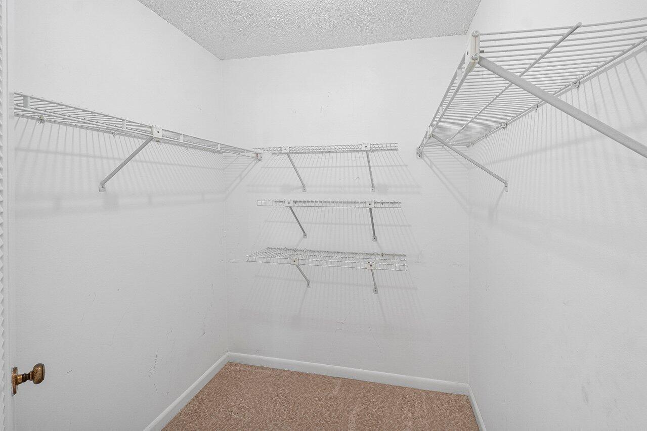 LAVERS DELRAY RACQUET CLUB CONDO - Residential