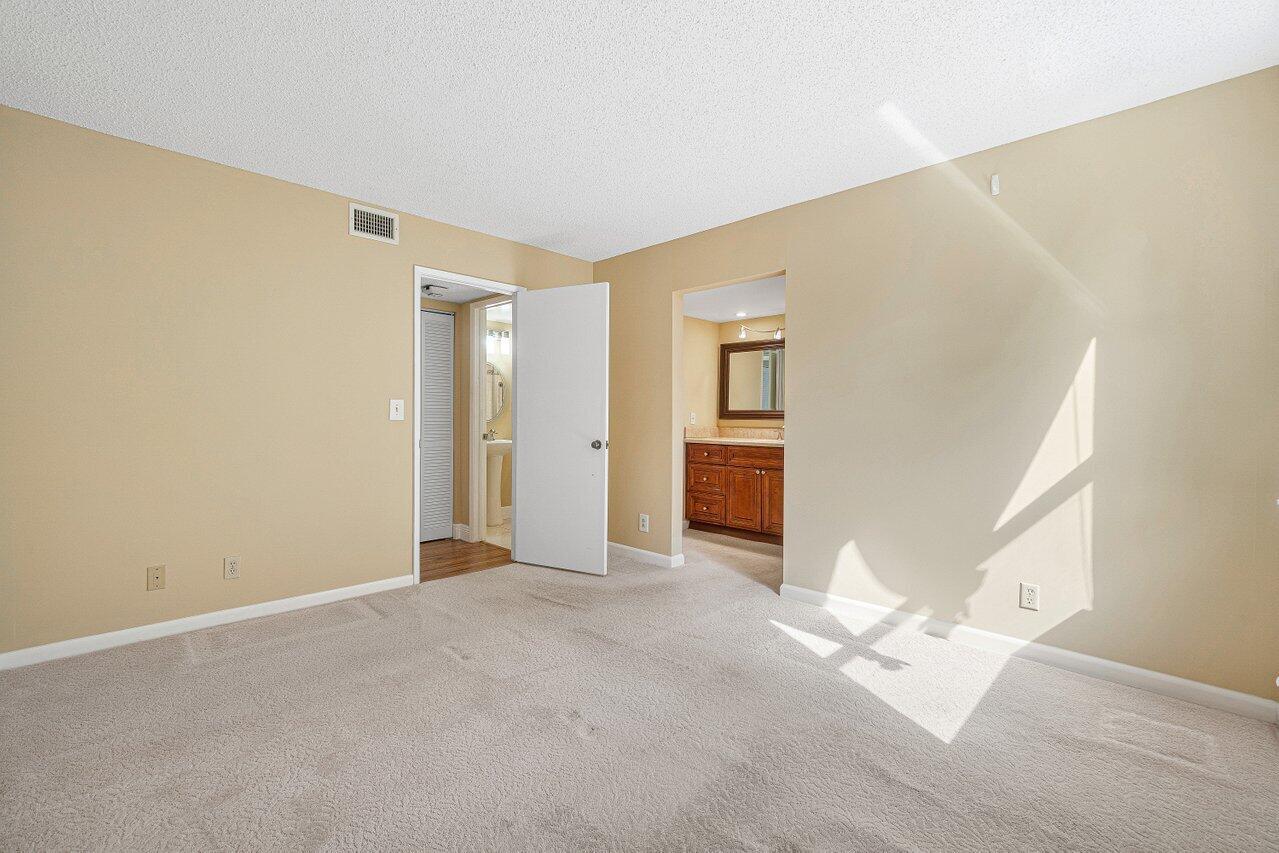LAVERS DELRAY RACQUET CLUB CONDO - Residential