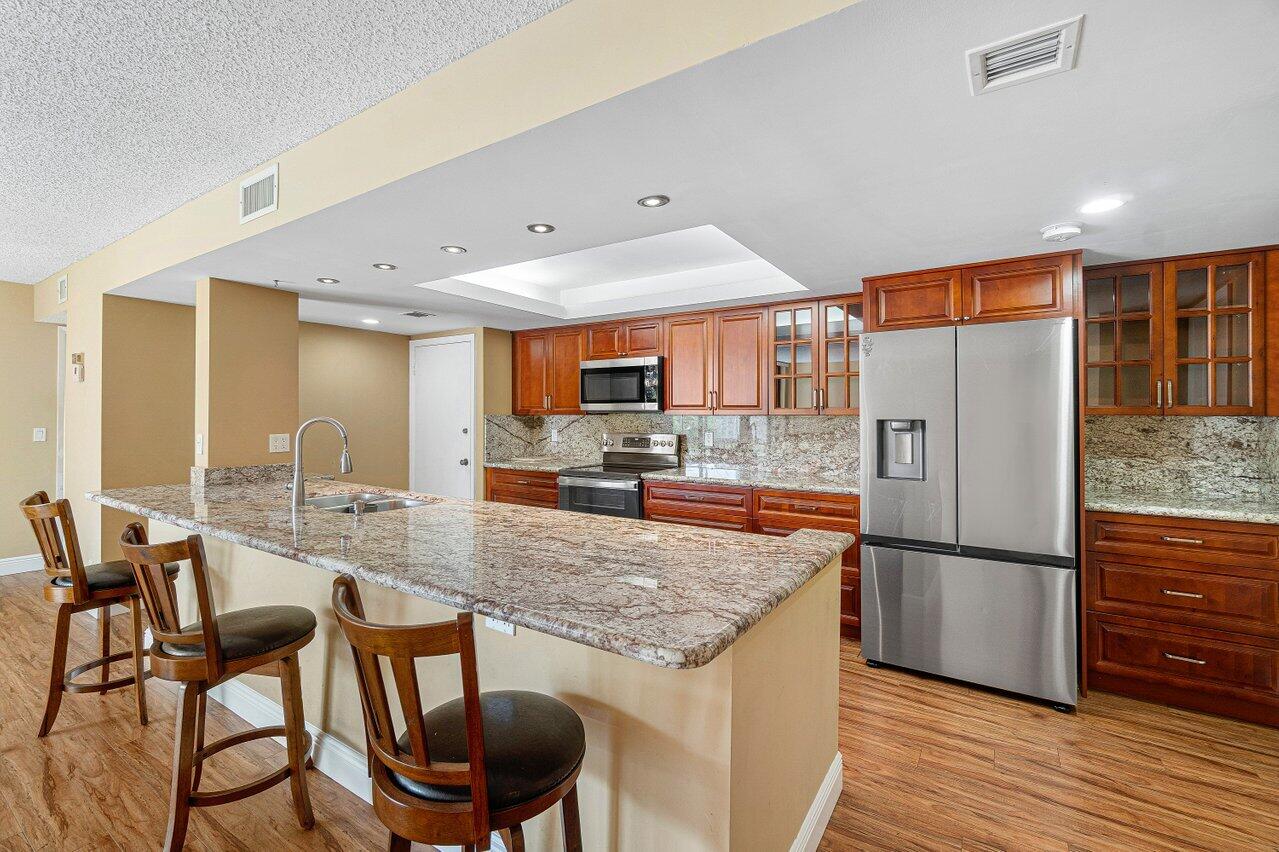 LAVERS DELRAY RACQUET CLUB CONDO - Residential