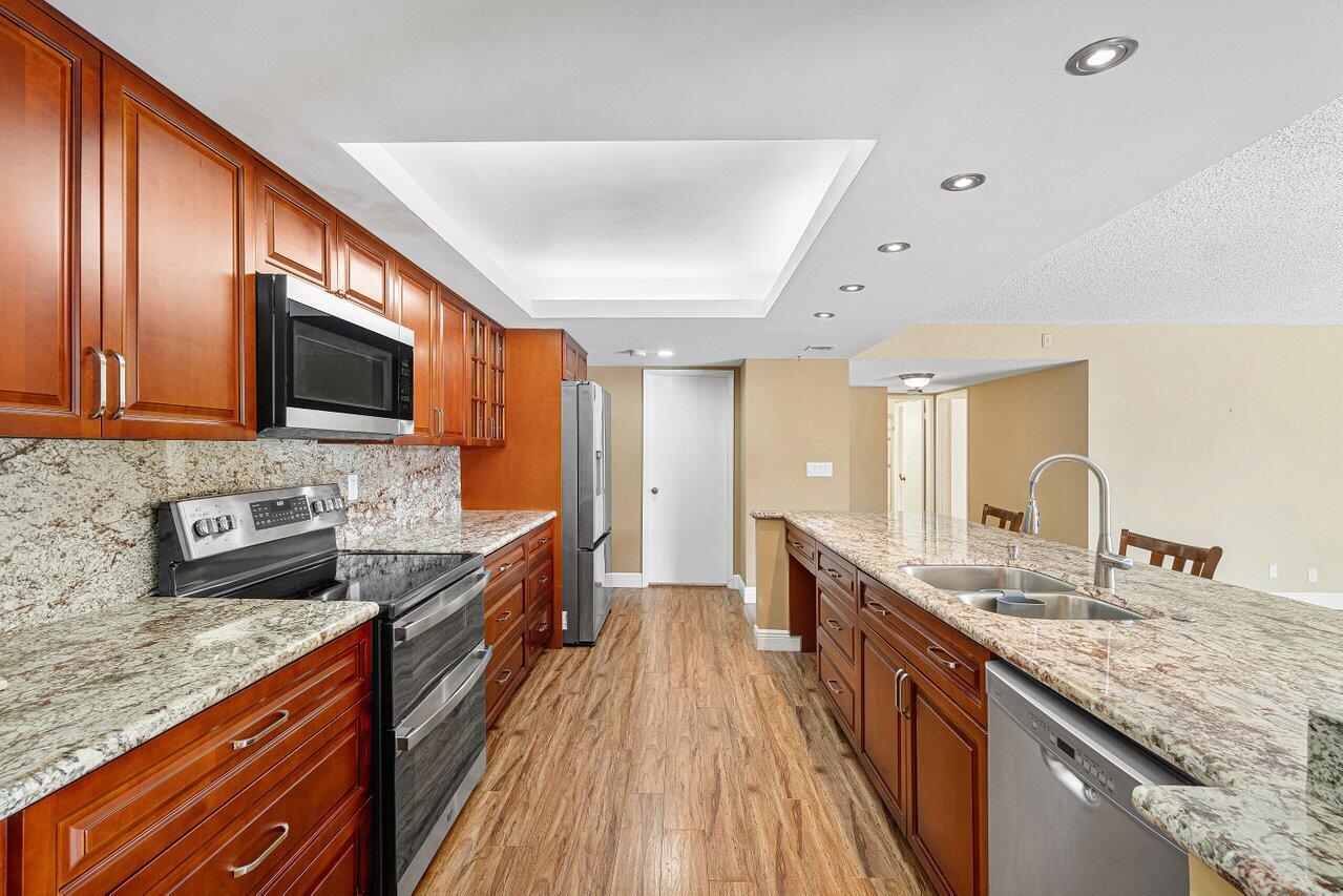 LAVERS DELRAY RACQUET CLUB CONDO - Residential