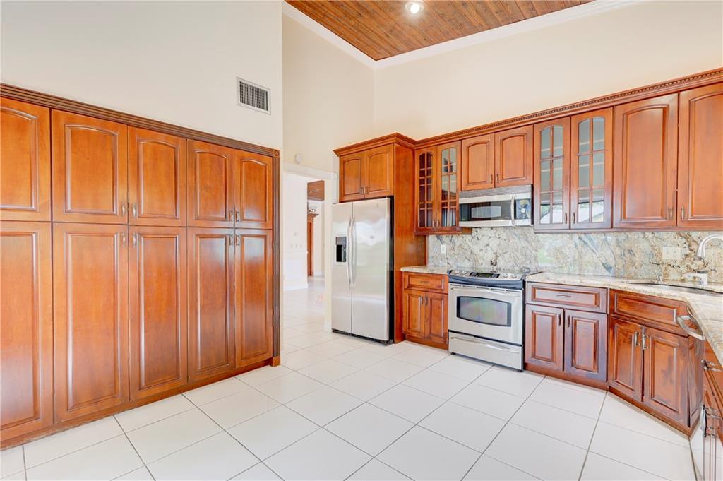 Cypress Run 93-16 B - Residential