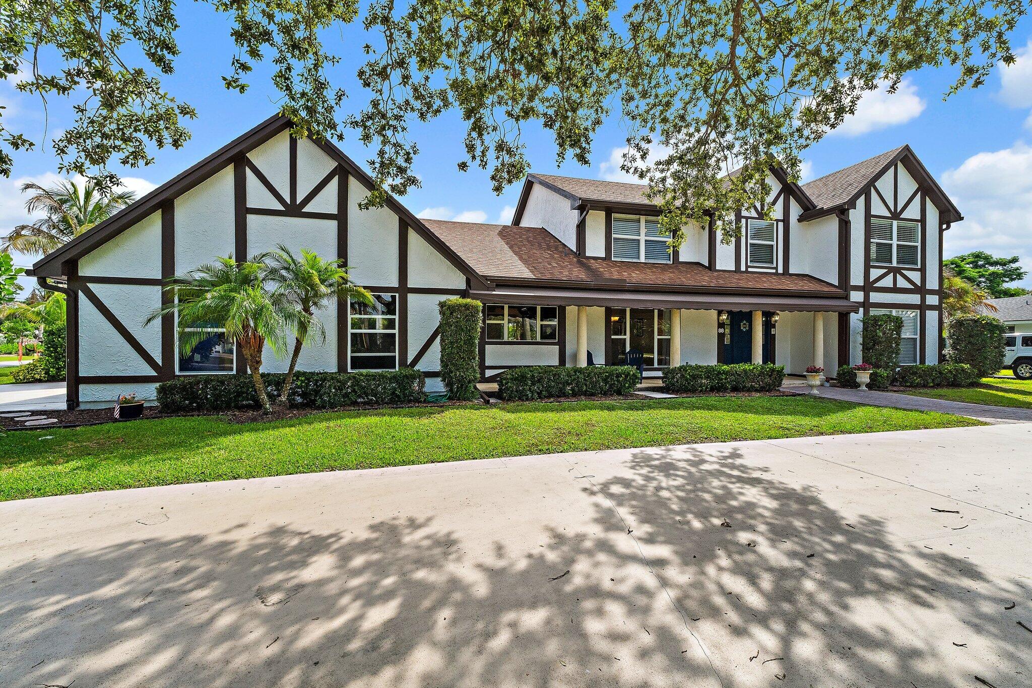 Tequesta Country Club - Residential