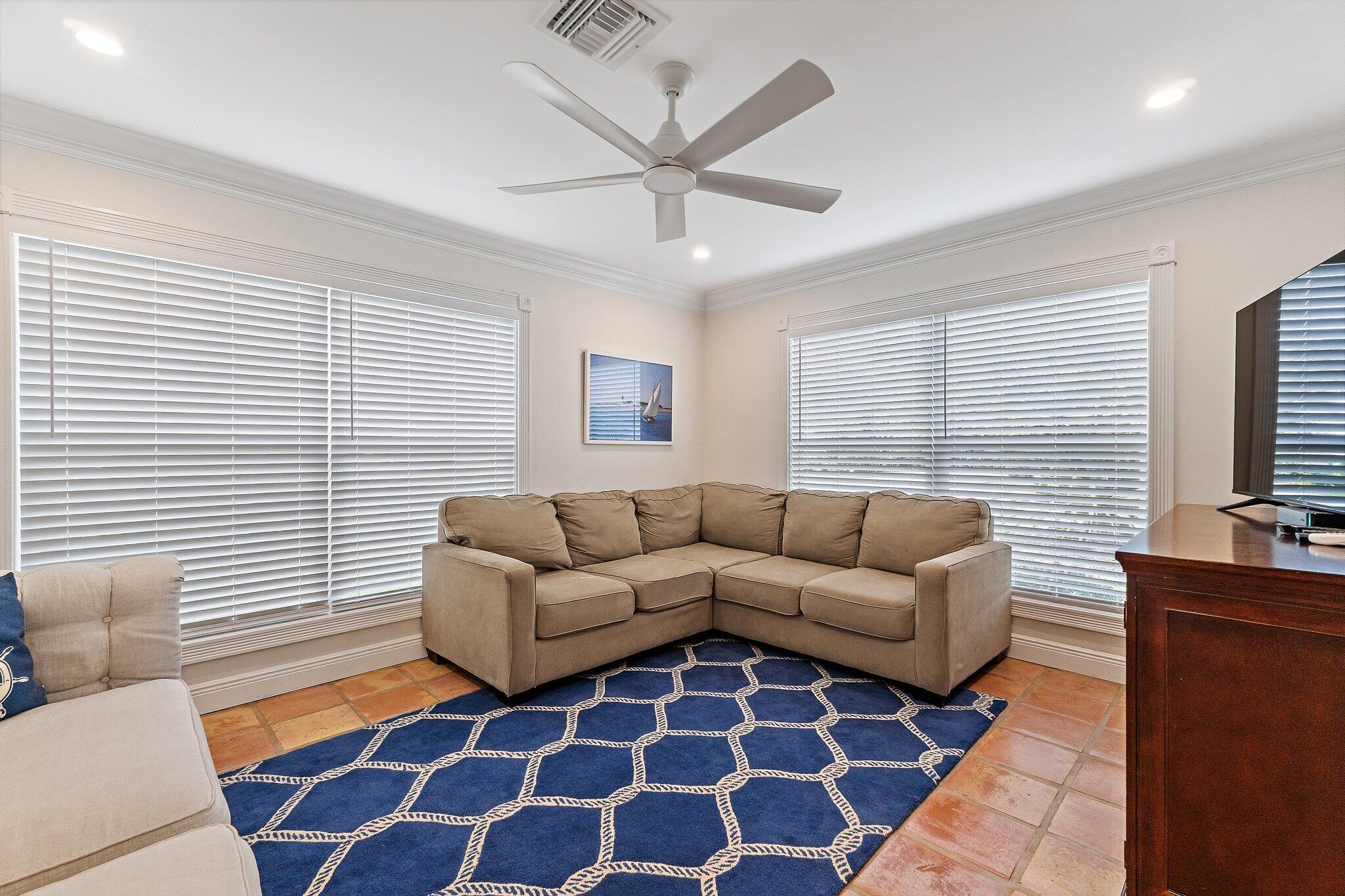 Tequesta Country Club - Residential