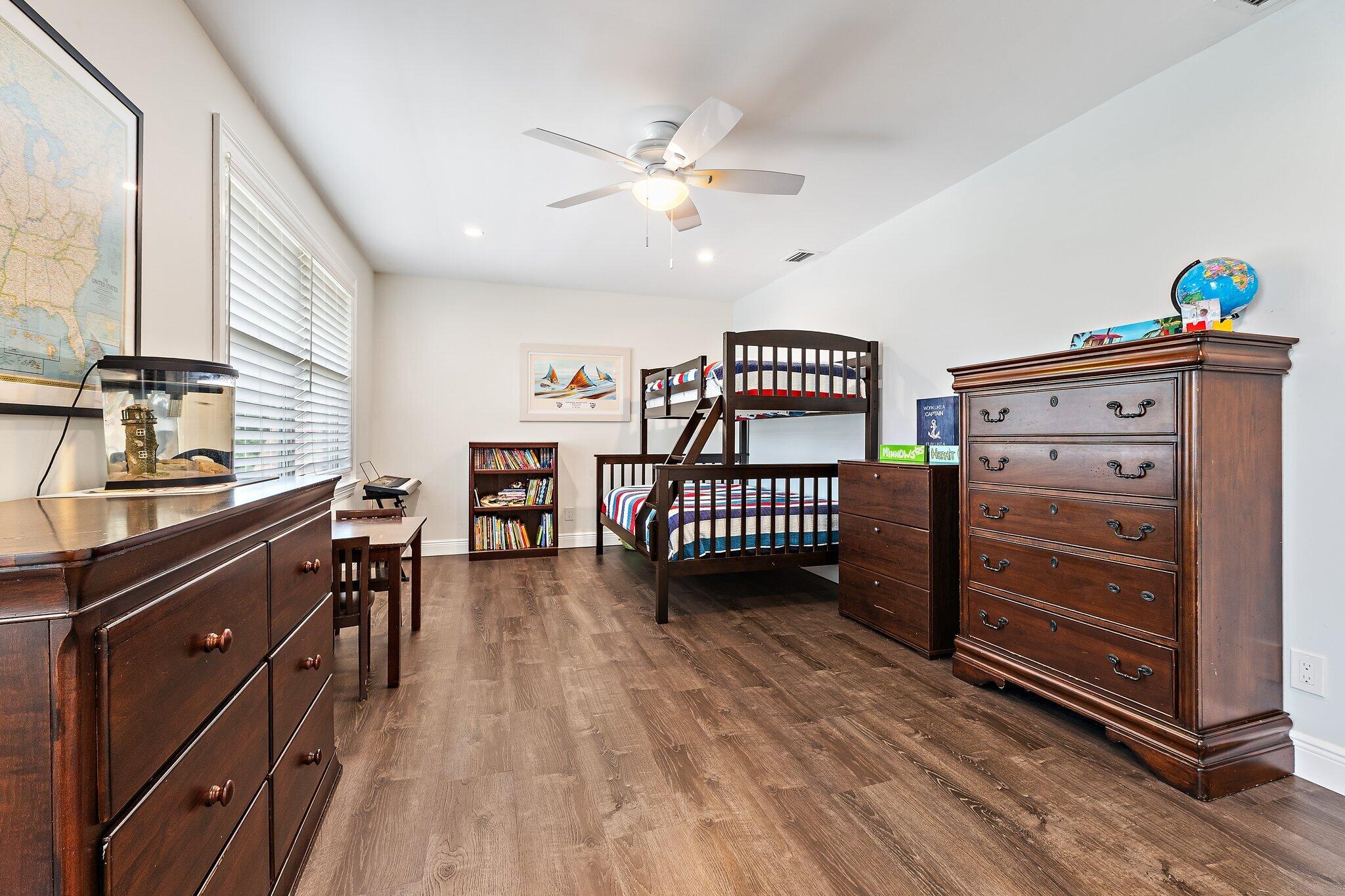 Tequesta Country Club - Residential