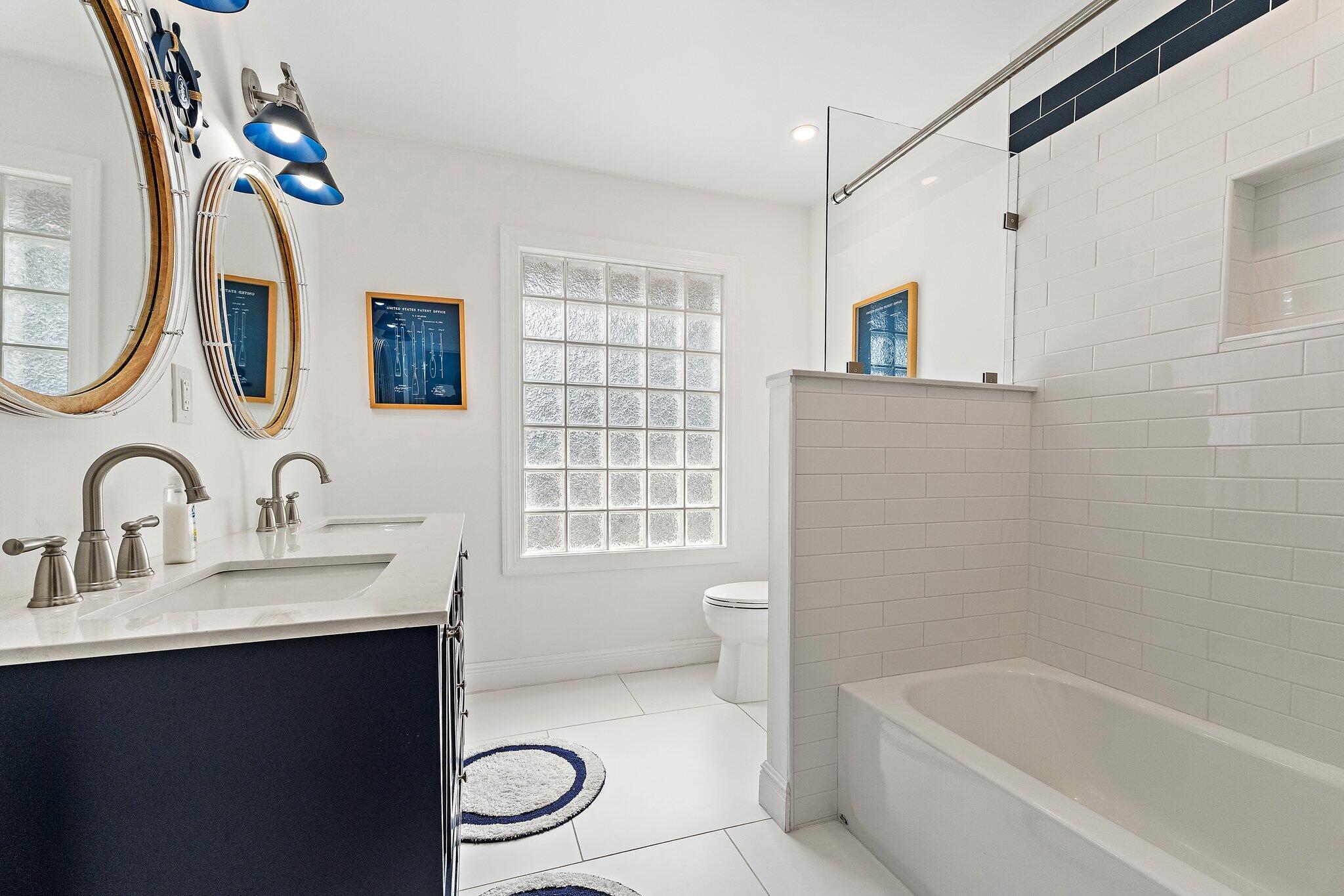 Tequesta Country Club - Residential