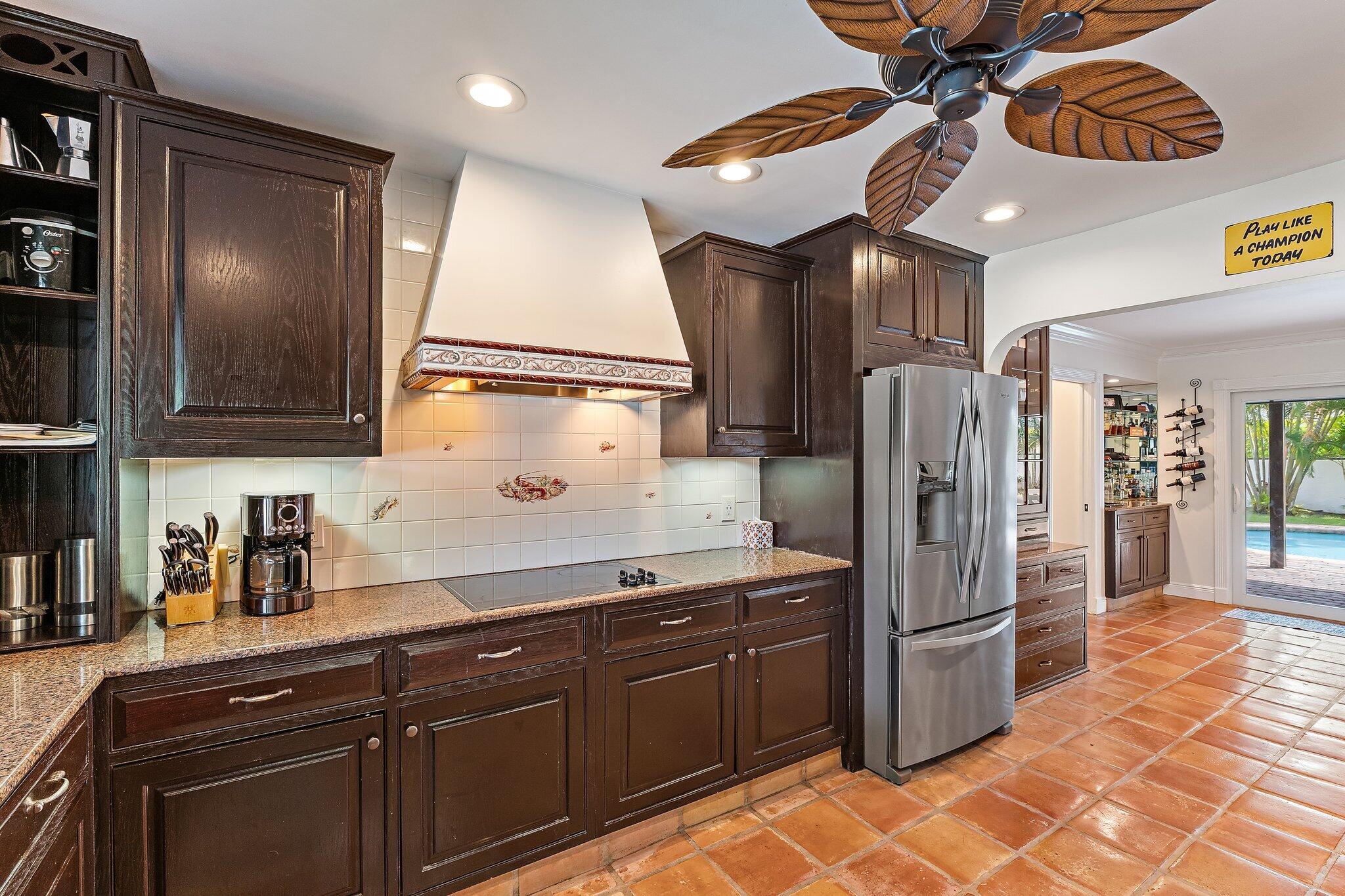 Tequesta Country Club - Residential