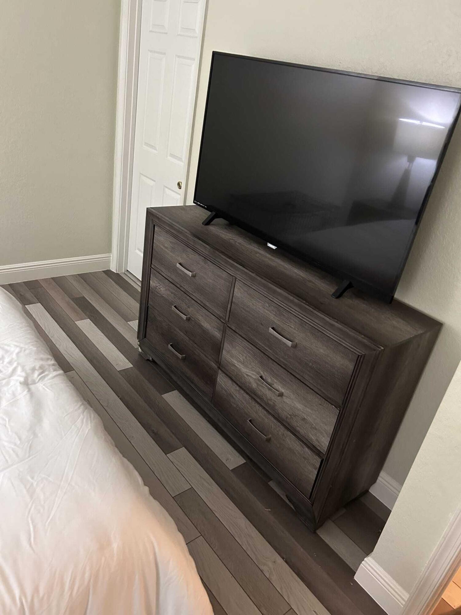 SUMMIT LAKE - Residential Lease