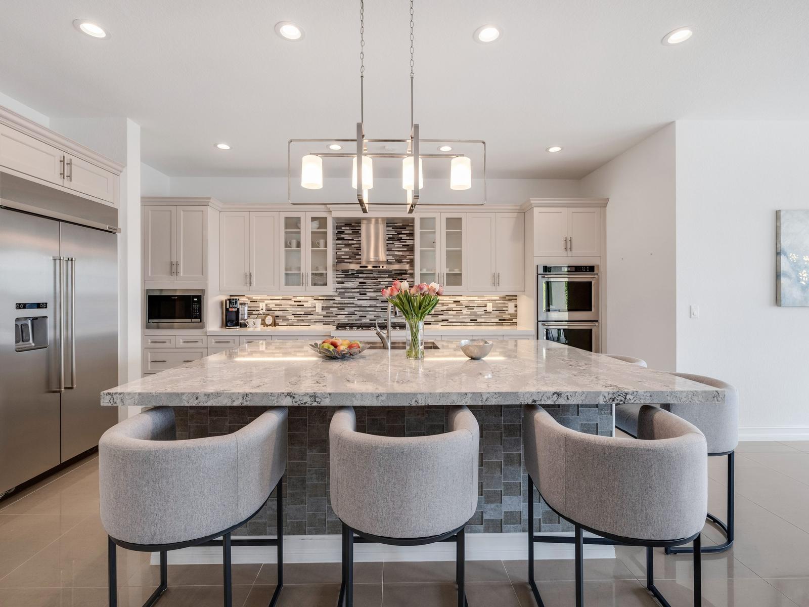 Welcome to the highly sought-after Bellingham model in Watercrest, perfectly situated on the big lake with a pool and jacuzzi. This stunning residence offers 5 bedrooms, 4.5 bathrooms, an office, loft, and additional flex space. From the moment you walk in, you are greeted by breathtaking water views that make this home feel like oceanfront living. The bright open-concept kitchen features beautiful white cabinetry and flows seamlessly into the main living areas. The first floor includes the primary suite, office, powder room, and cabana bath. Upstairs features a spacious loft, flex room overlooking the lake, 4 bedrooms, and 2 full baths. Resort-style amenities and lower HOA fees make Watercrest one of Parkland's most desirable communities.