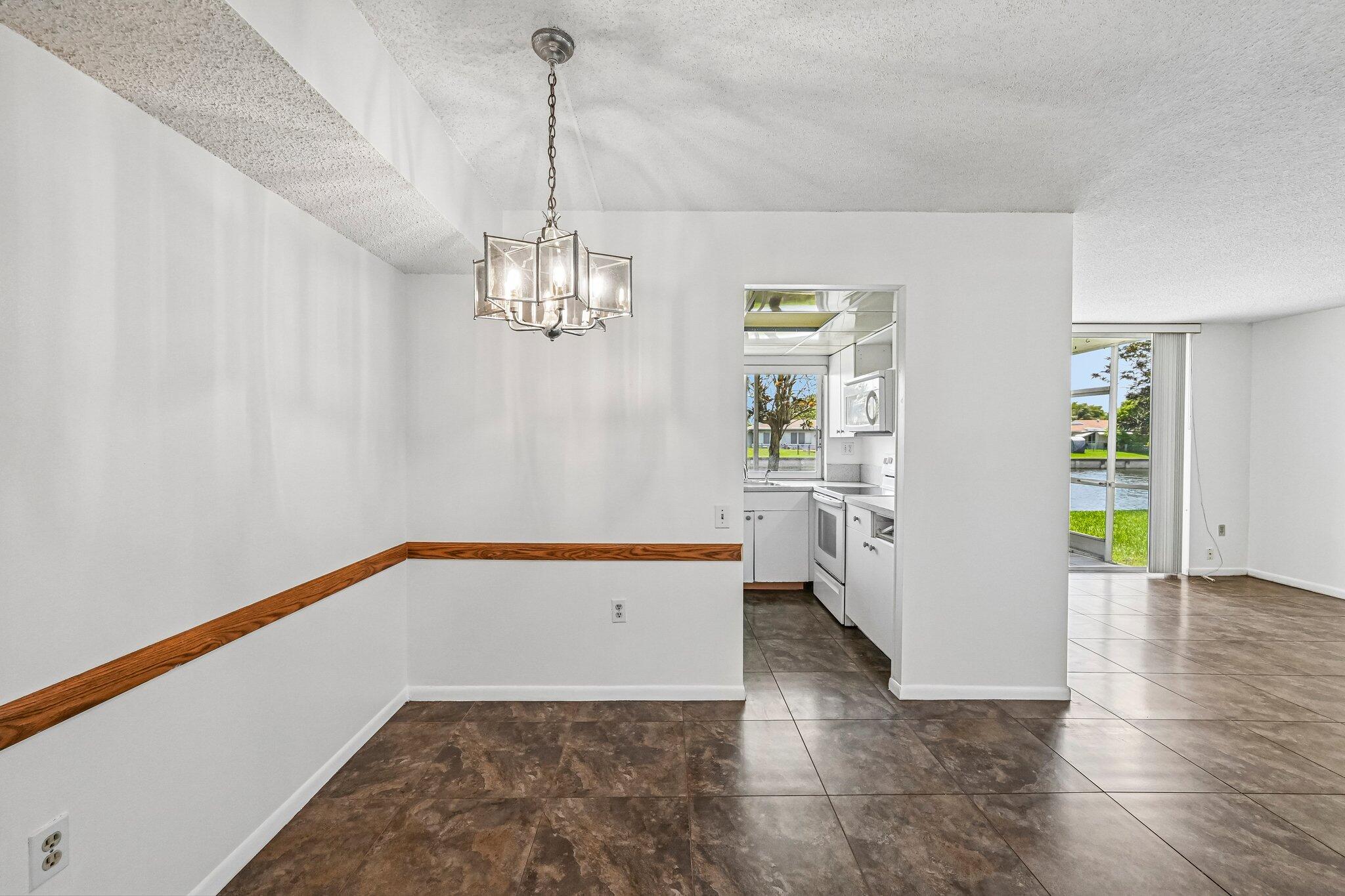 LIME BAY CONDOMINIUM 6 - Residential