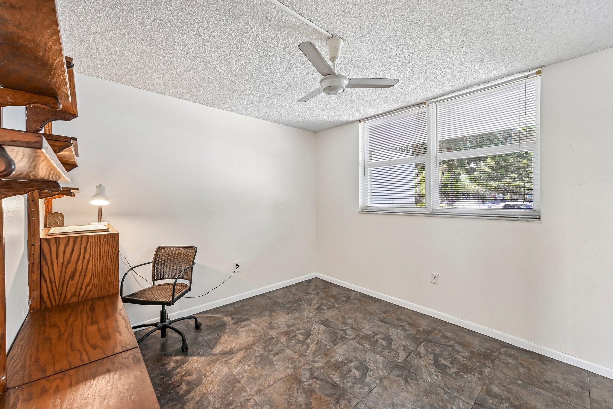 LIME BAY CONDOMINIUM 6 - Residential