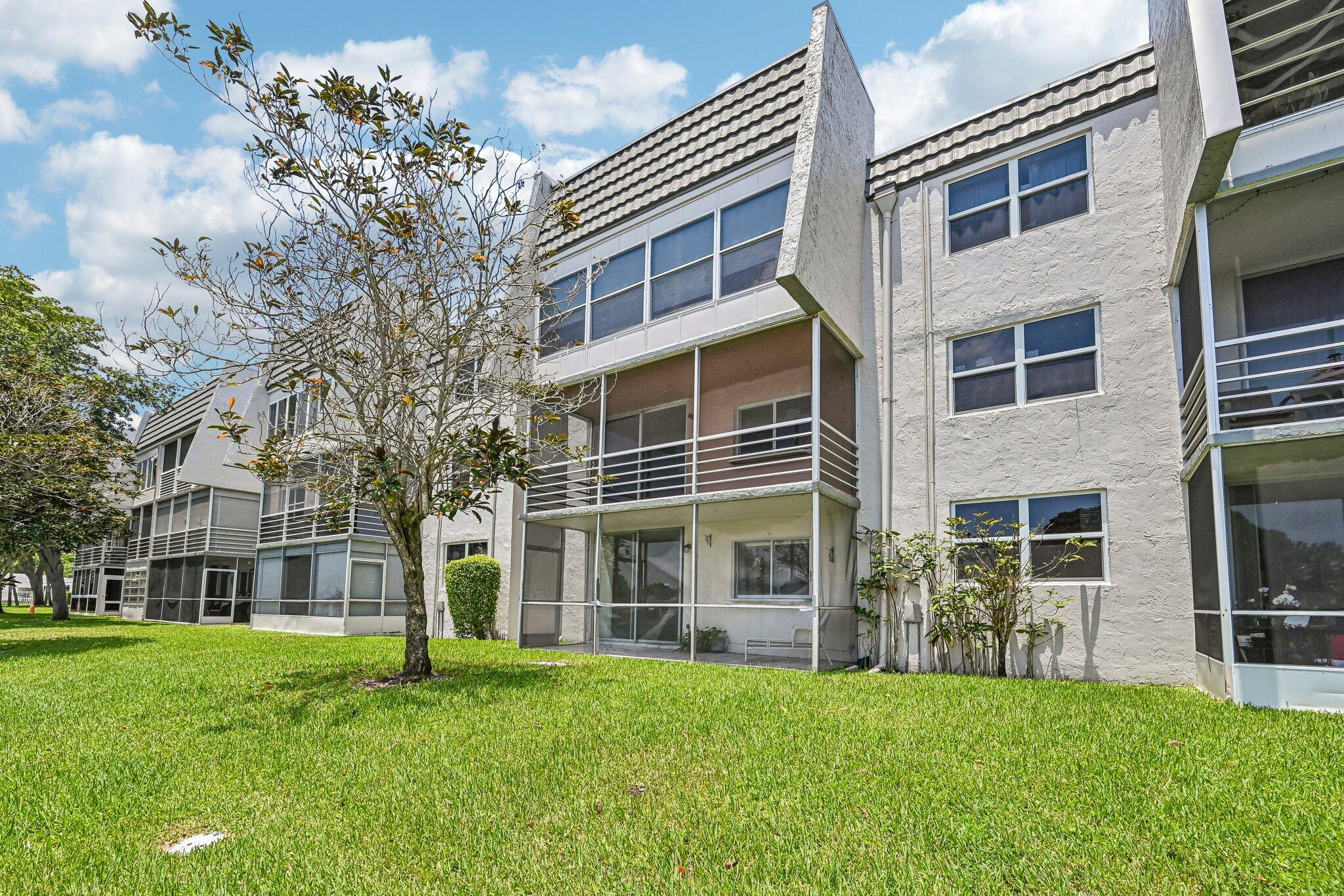 LIME BAY CONDOMINIUM 6 - Residential