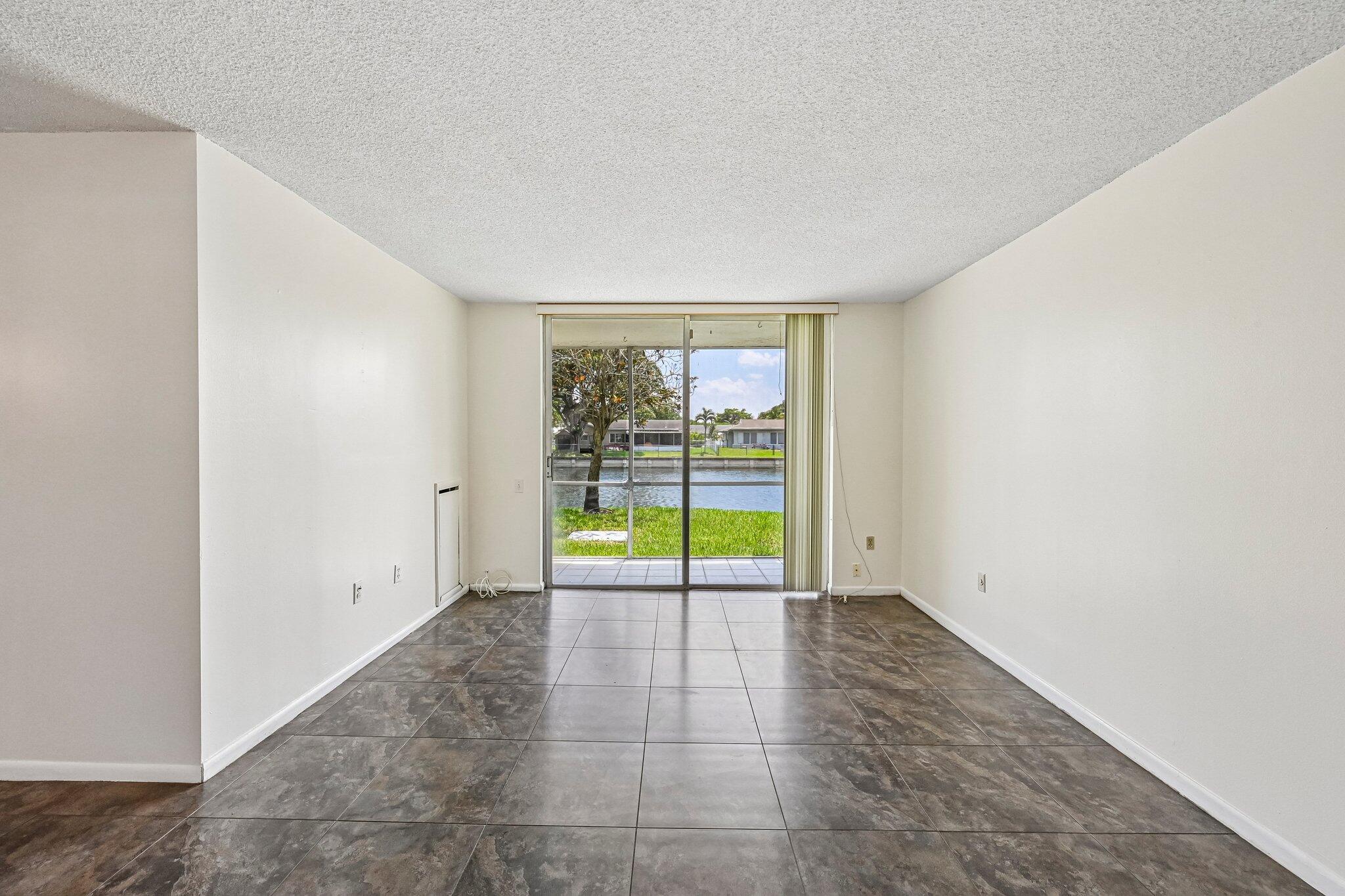 LIME BAY CONDOMINIUM 6 - Residential