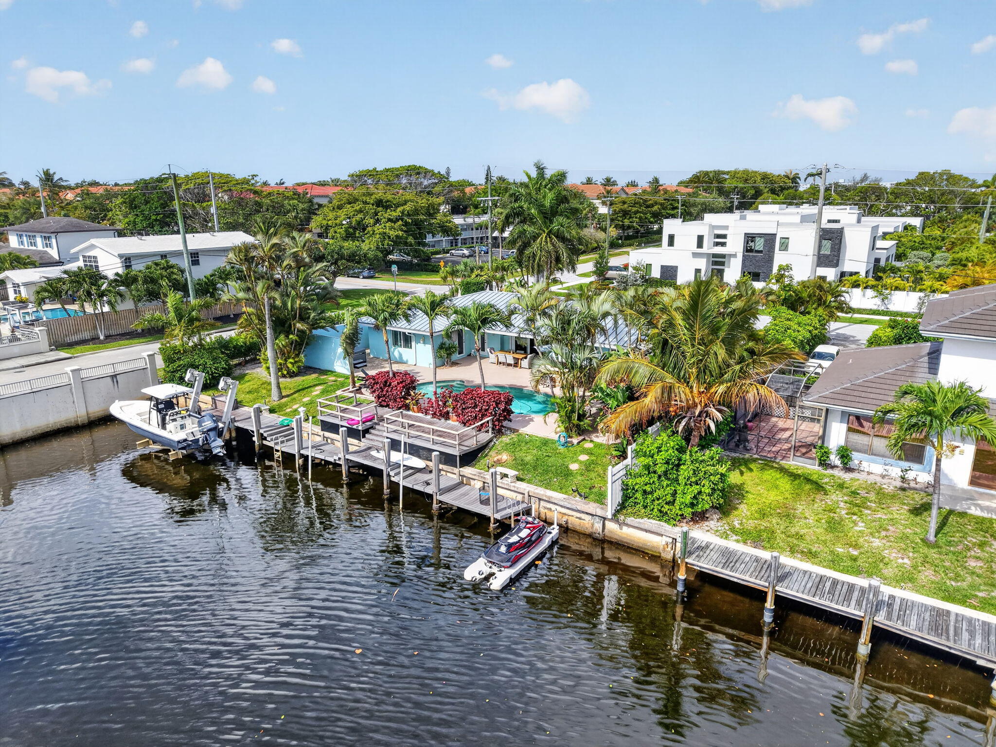 CARIBBEAN KEYS - Residential