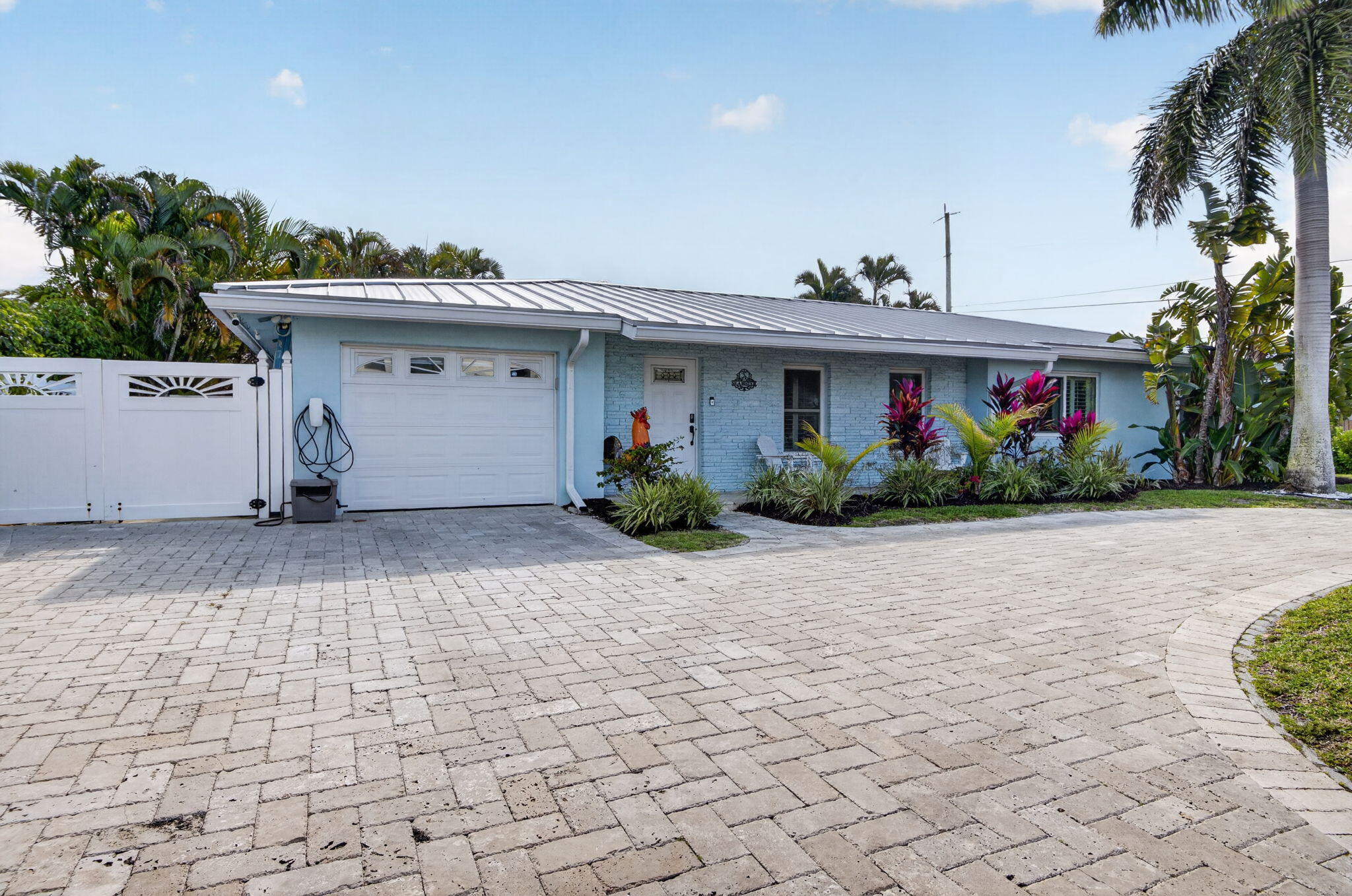 CARIBBEAN KEYS - Residential