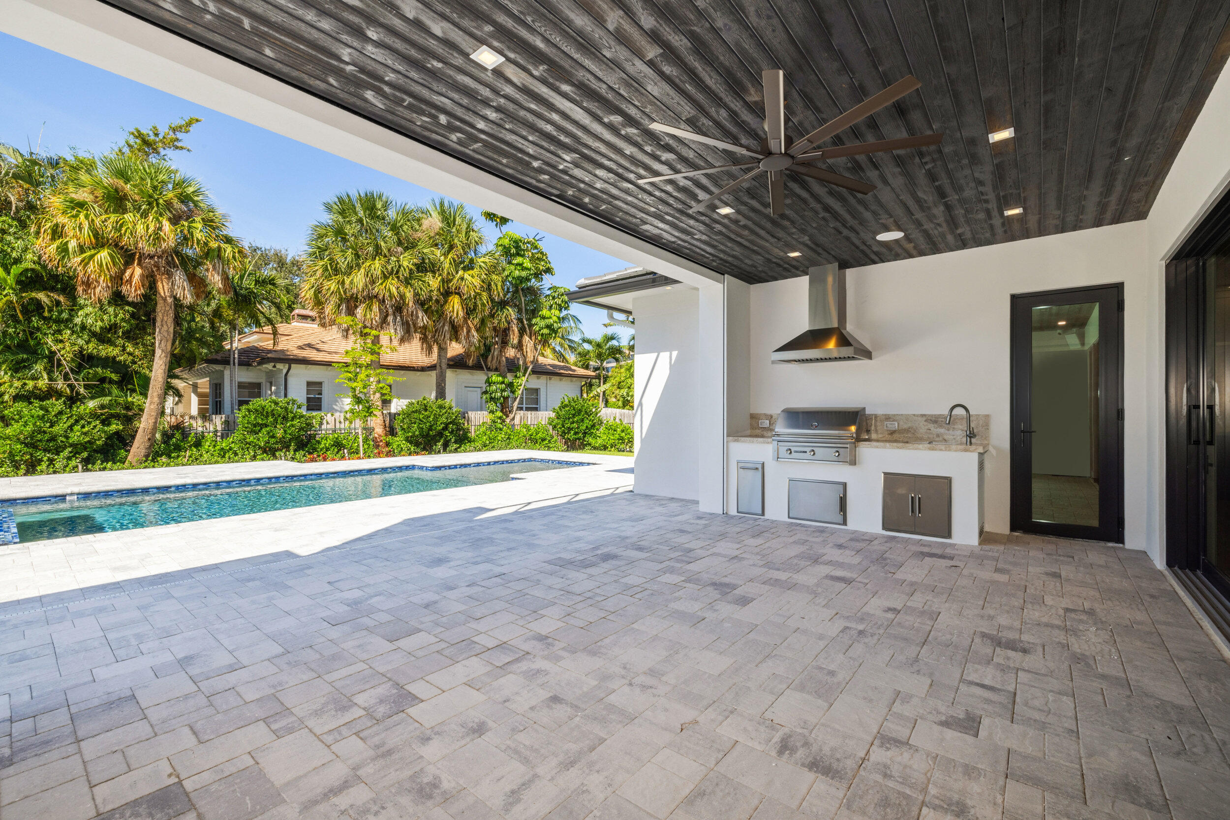 HIDDEN KEY - Residential