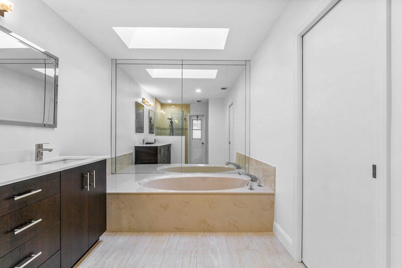BOCA TIERRA 3RD SEC - Residential Lease