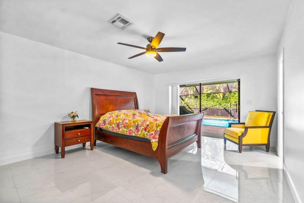 BOCA TIERRA 3RD SEC - Residential Lease