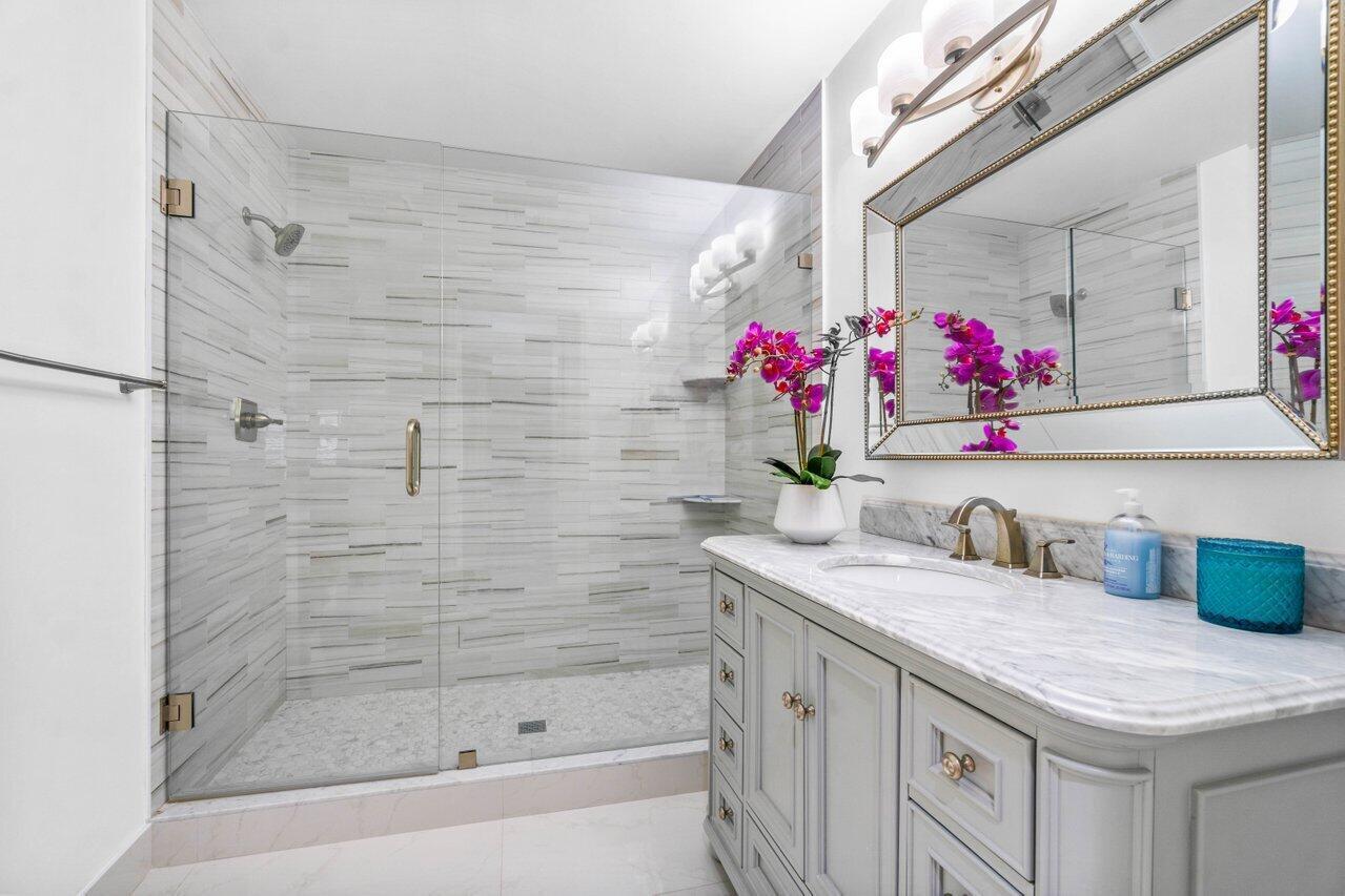 BOCA TIERRA 3RD SEC - Residential Lease