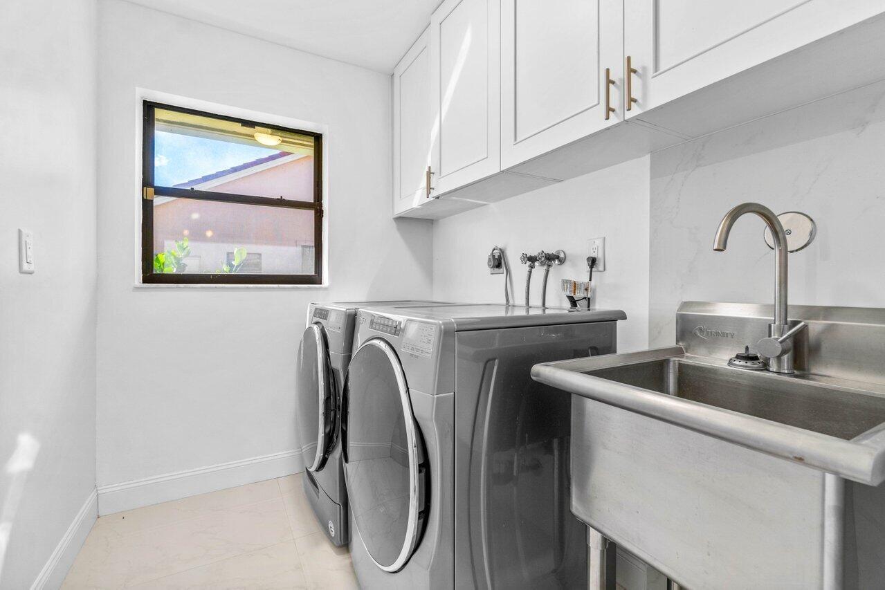 BOCA TIERRA 3RD SEC - Residential Lease