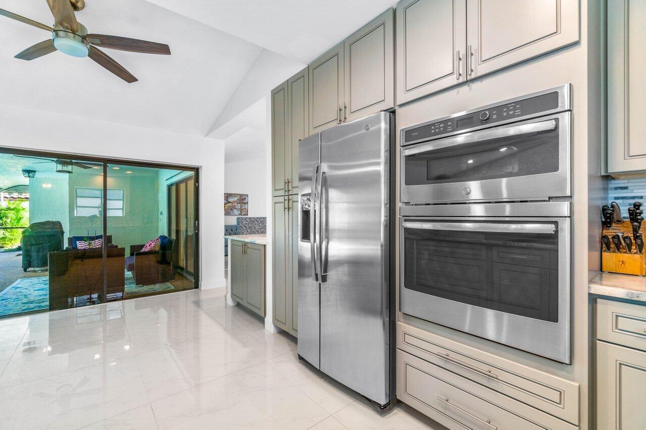 BOCA TIERRA 3RD SEC - Residential Lease