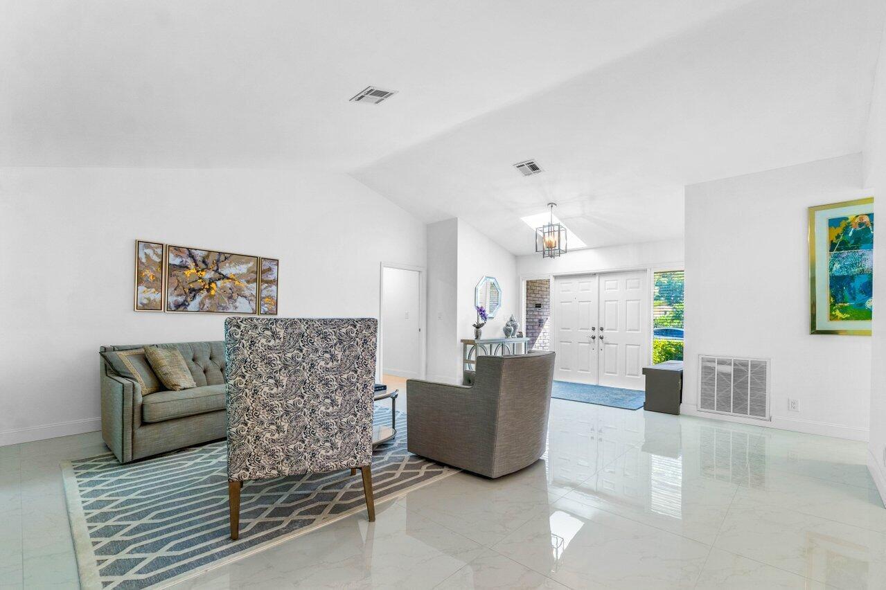 BOCA TIERRA 3RD SEC - Residential Lease