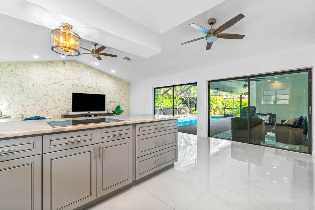 BOCA TIERRA 3RD SEC - Residential Lease