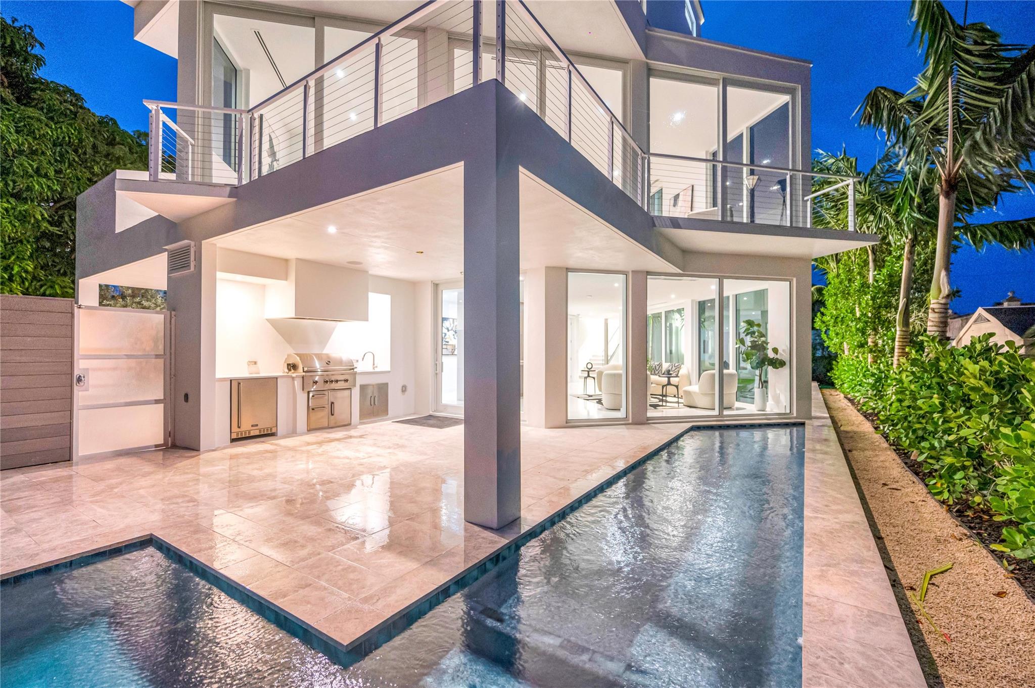 Lauderdale Beach 4-2 B - Residential