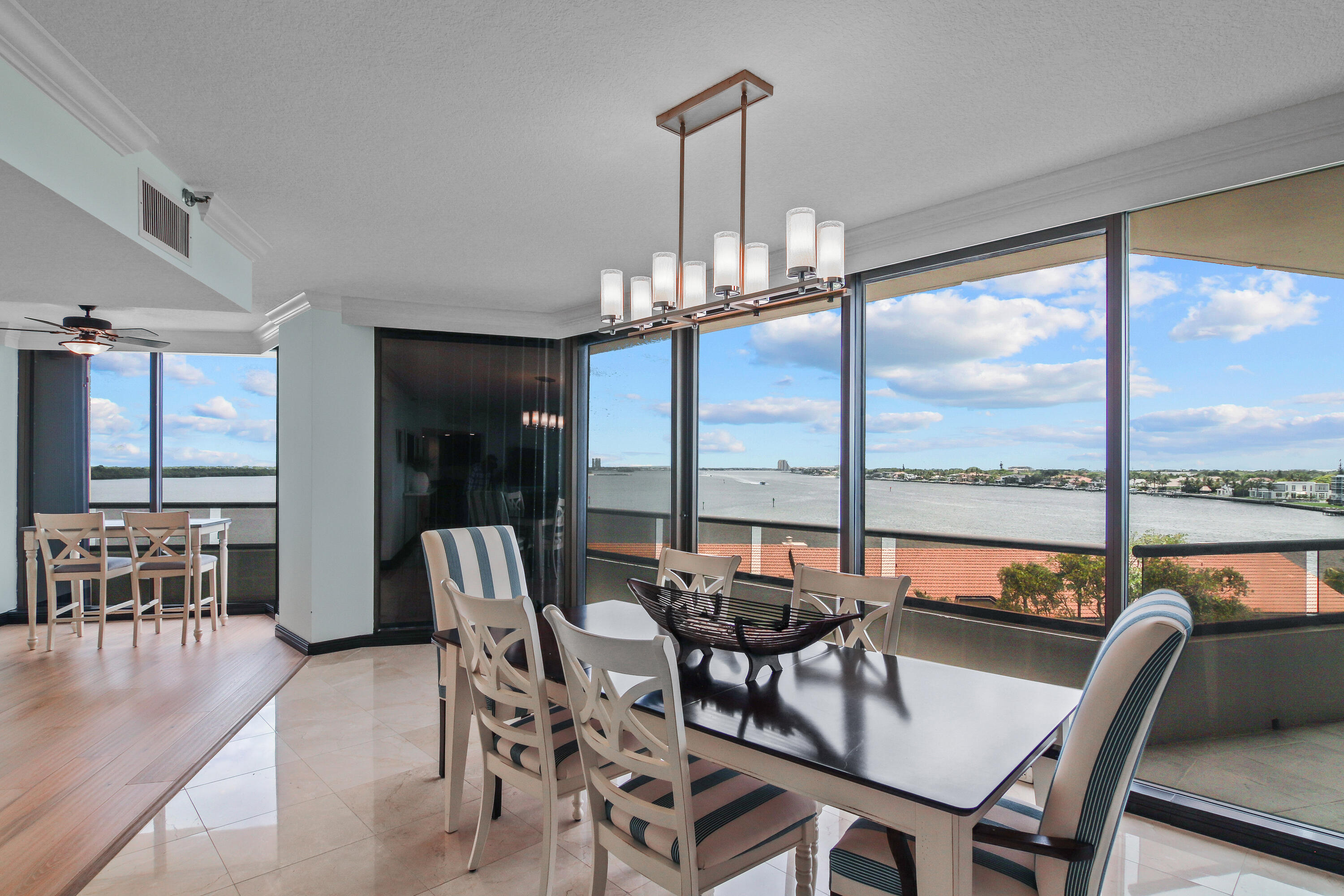 OLD PORT COVE LAKE POINT TOWER CONDO - Residential