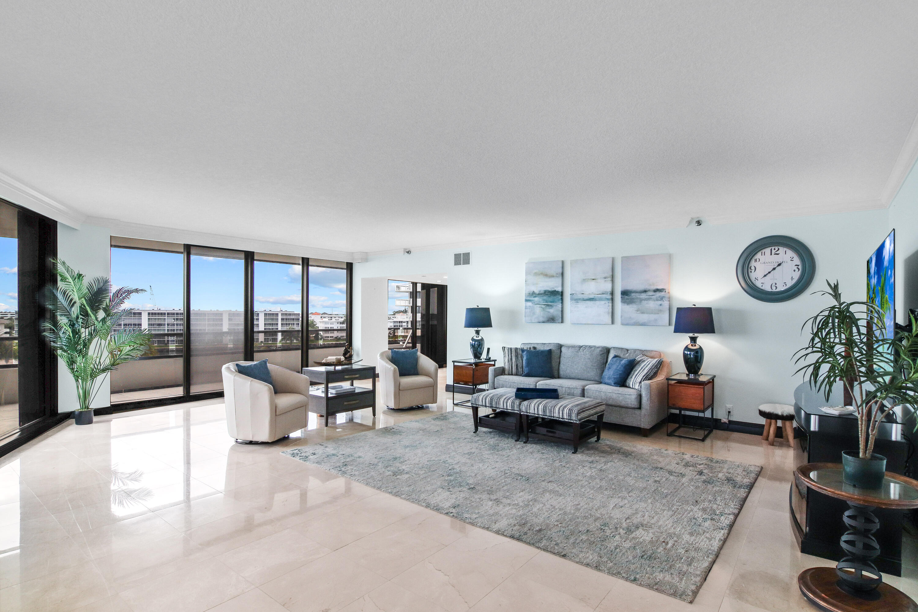 OLD PORT COVE LAKE POINT TOWER CONDO - Residential