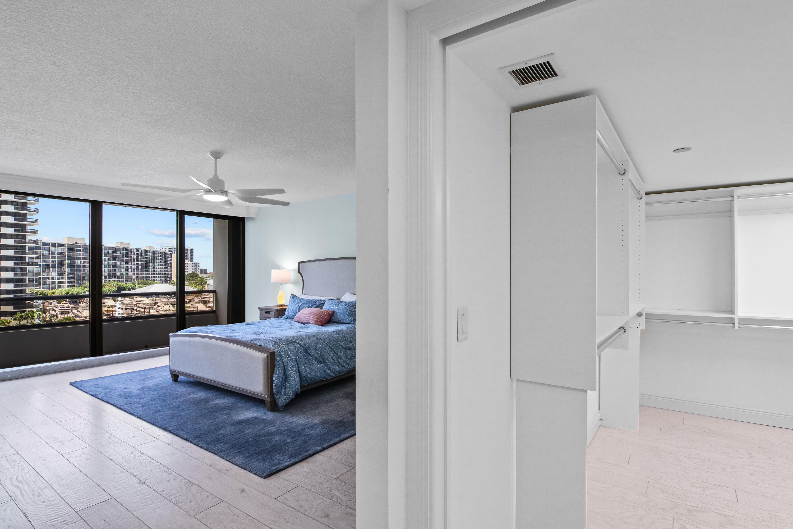 OLD PORT COVE LAKE POINT TOWER CONDO - Residential