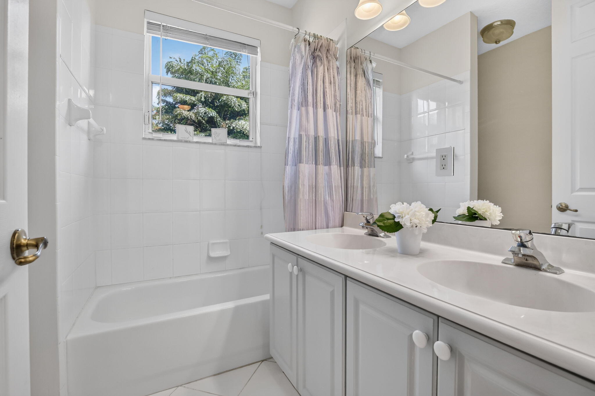 GROVES PARK PHASE - Residential