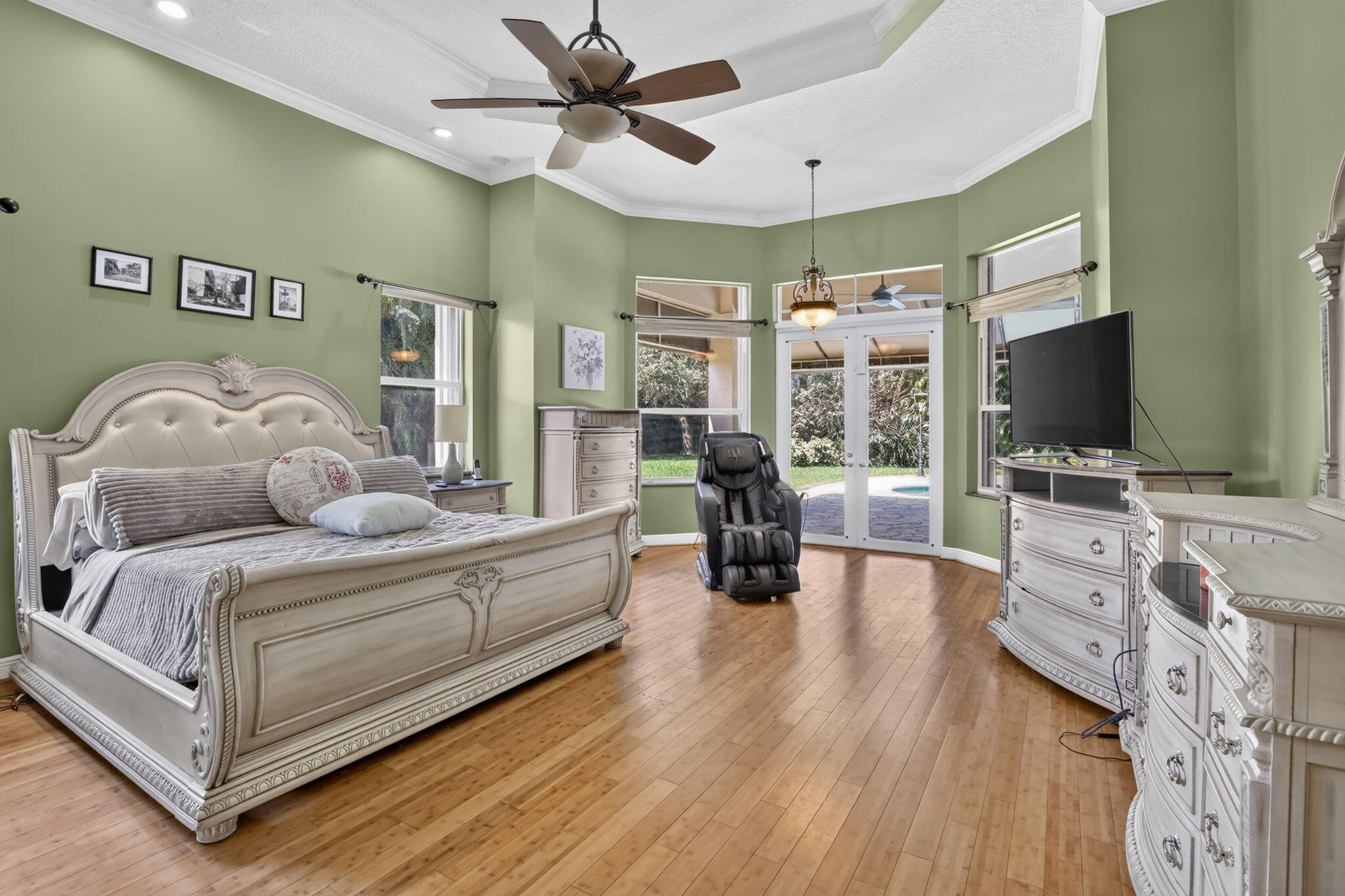 GROVES PARK PHASE - Residential