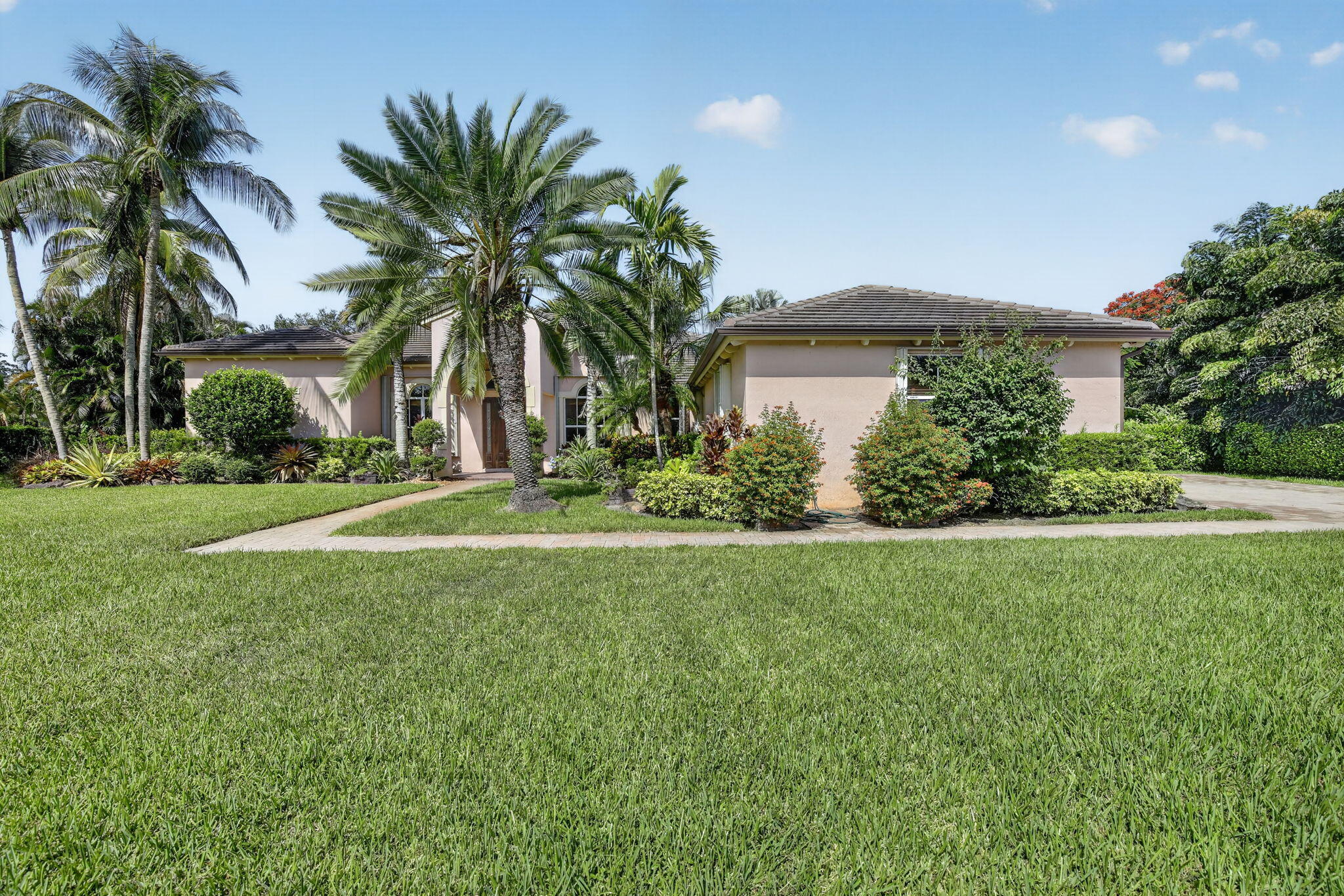 GROVES PARK PHASE - Residential