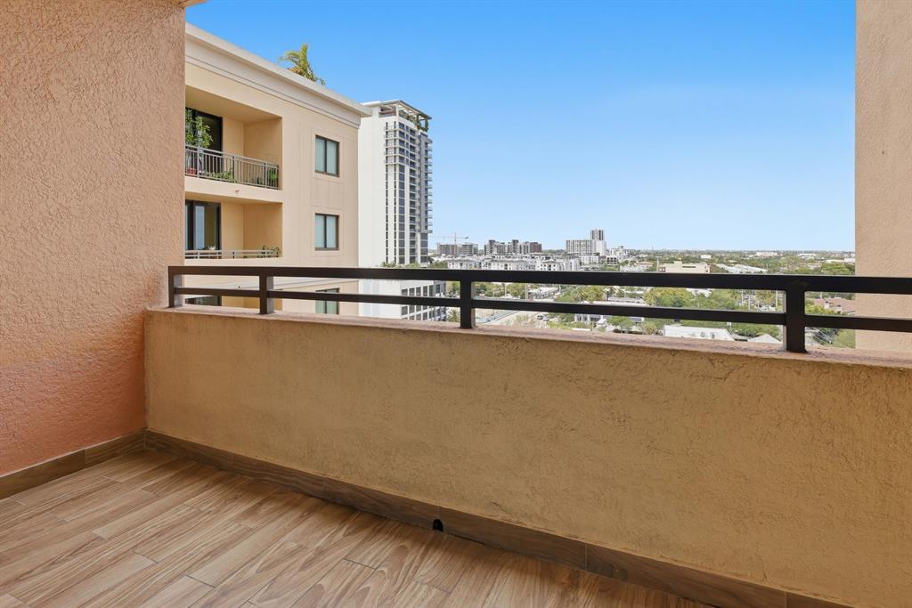 WAVERLY AT LAS OLAS CONDO - Residential Lease