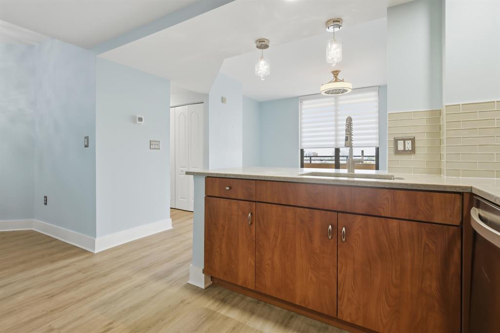 WAVERLY AT LAS OLAS CONDO - Residential Lease