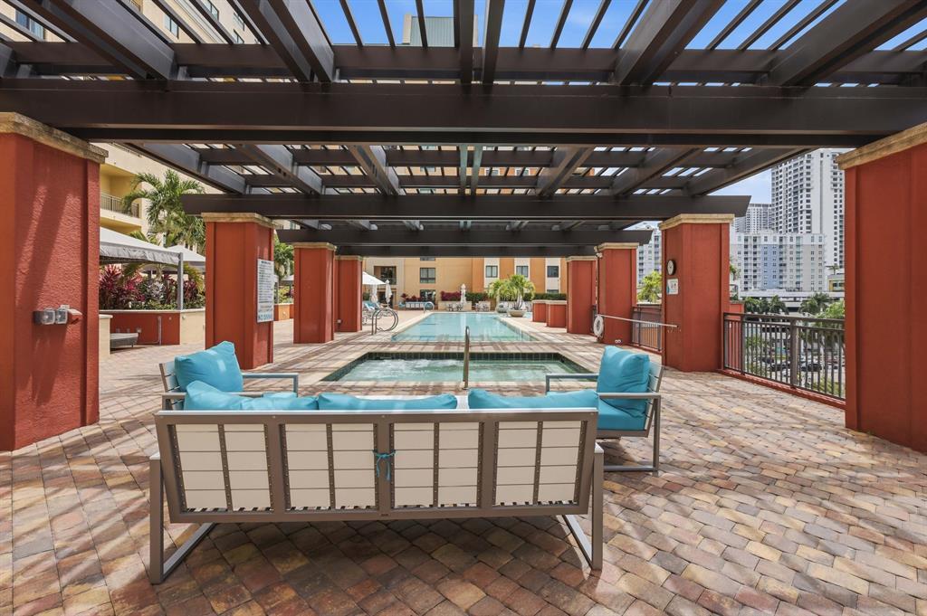 WAVERLY AT LAS OLAS CONDO - Residential Lease