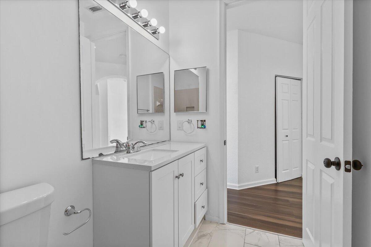 MADISON GREEN 1 - Residential