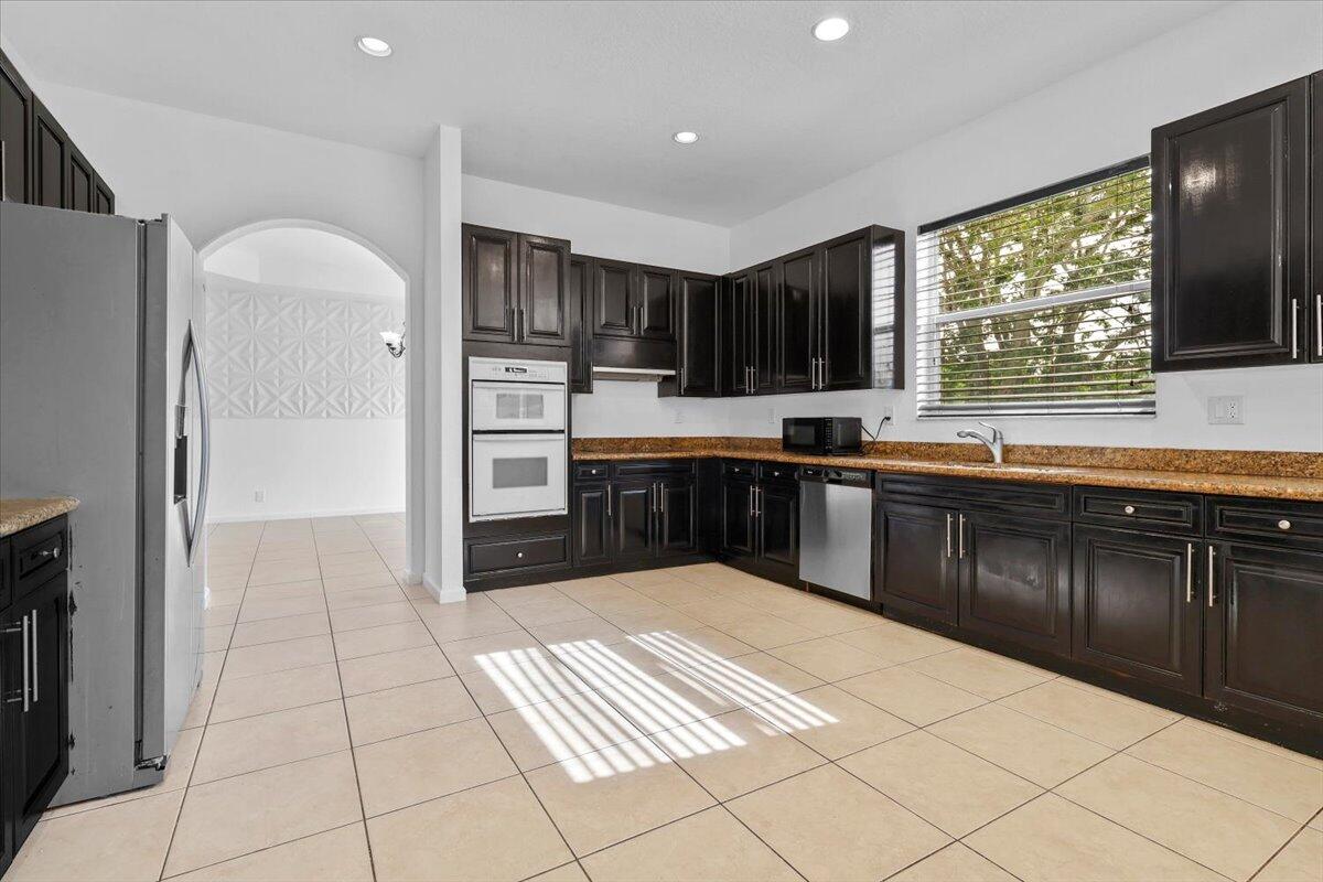 MADISON GREEN 1 - Residential