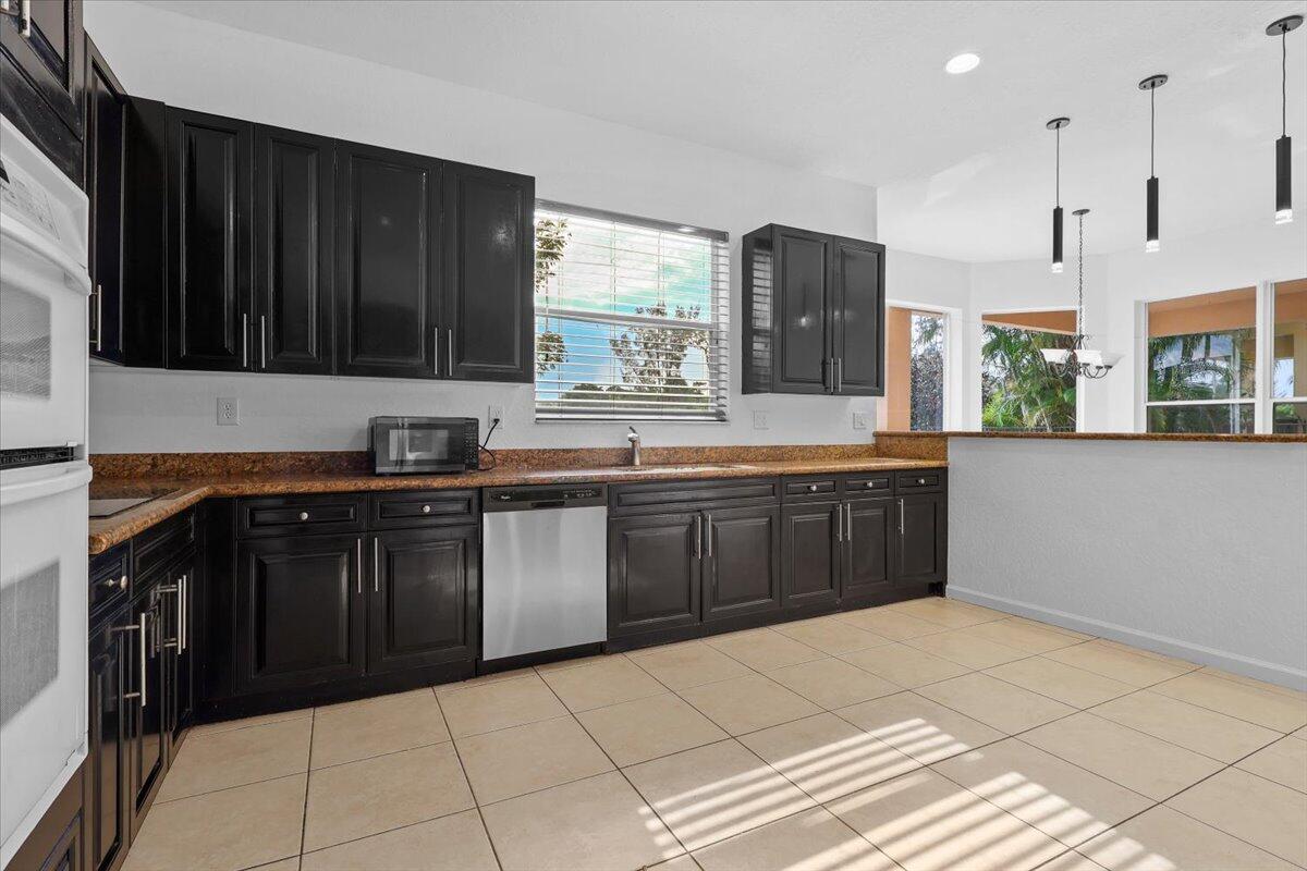 MADISON GREEN 1 - Residential
