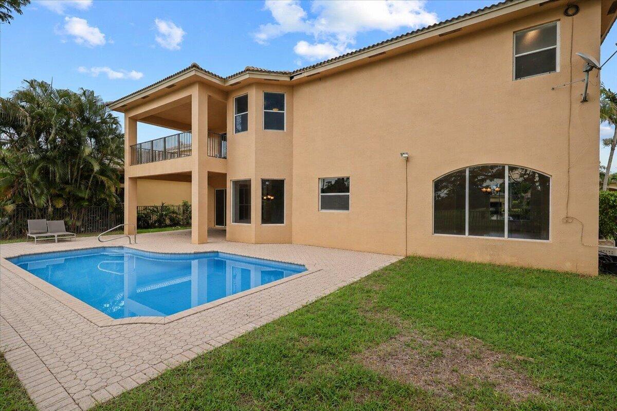 MADISON GREEN 1 - Residential