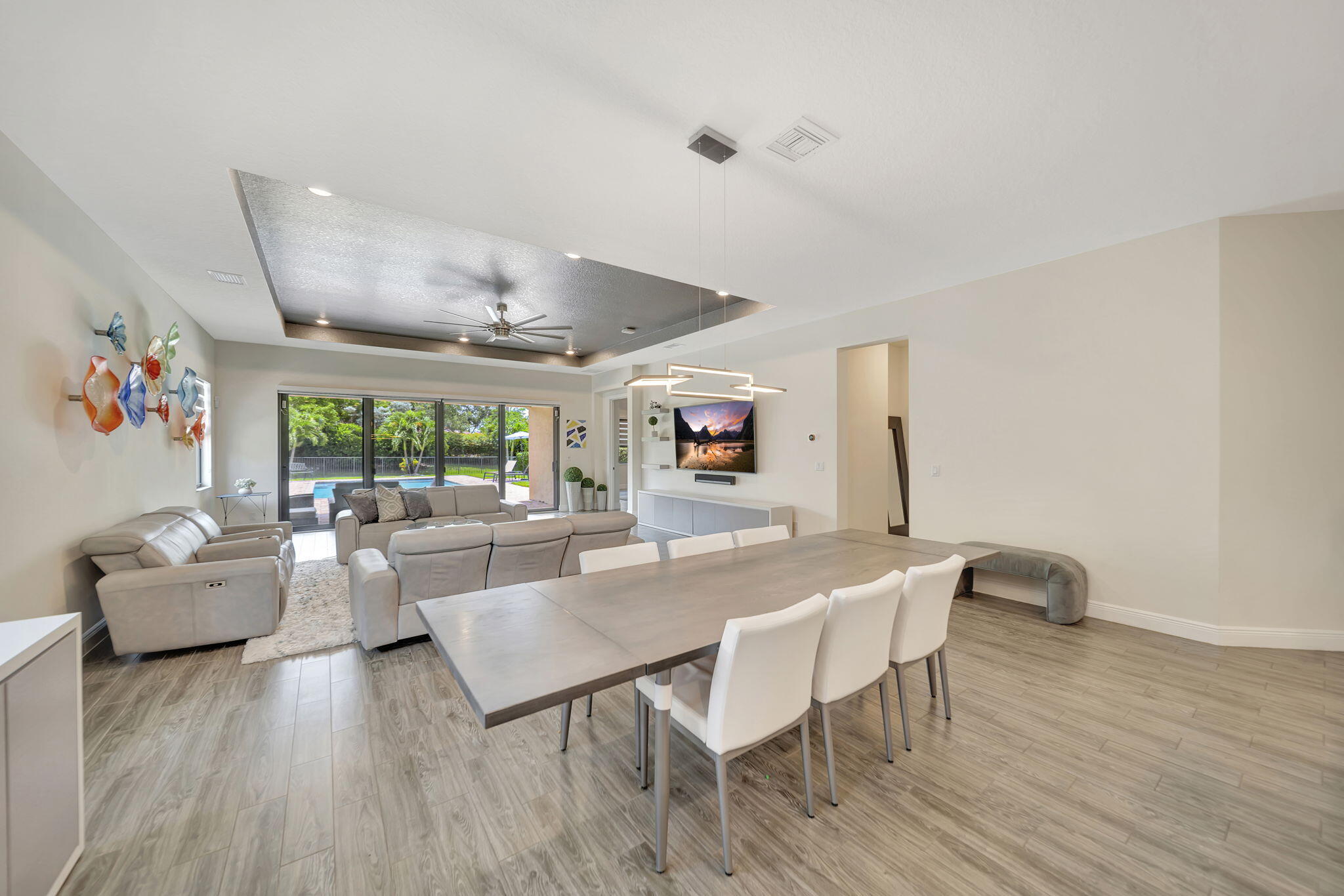 PARKLAND BAY - Residential Lease