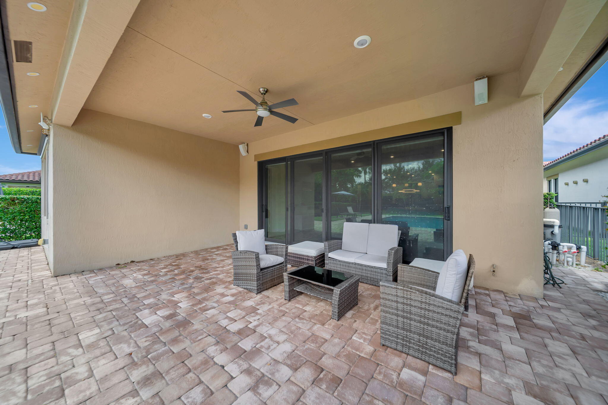 PARKLAND BAY - Residential Lease