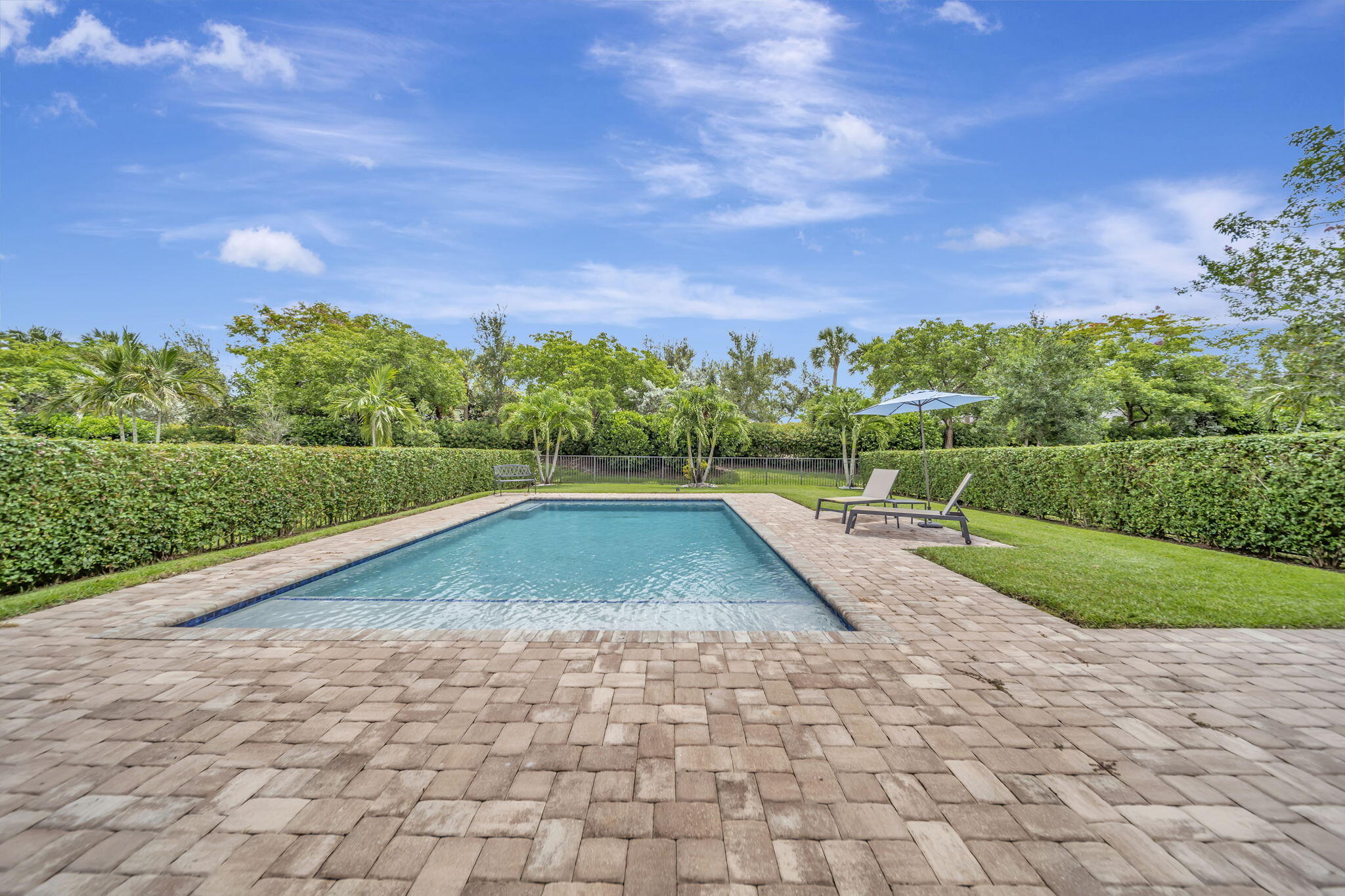 PARKLAND BAY - Residential Lease